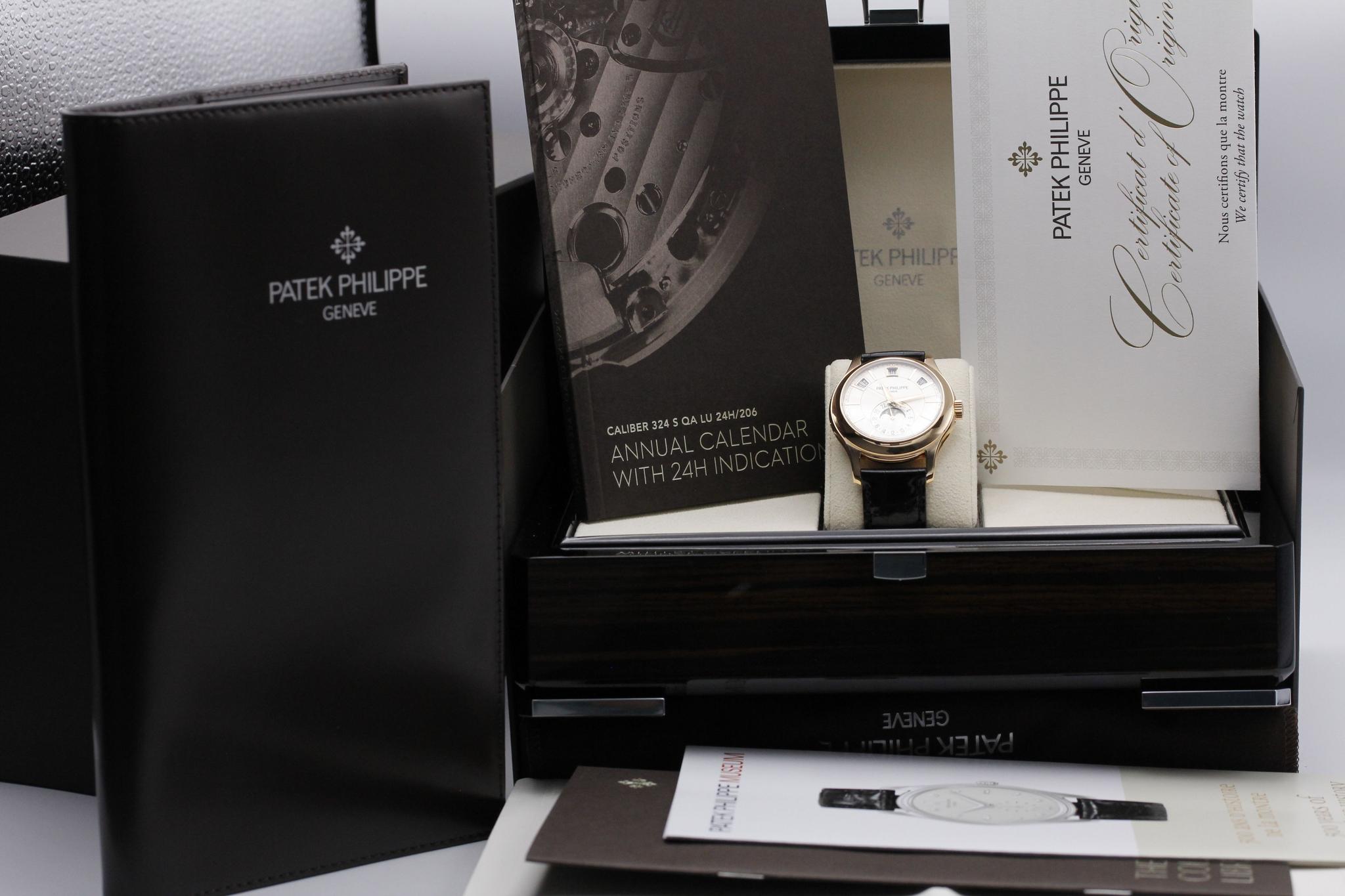 Watch Image 12