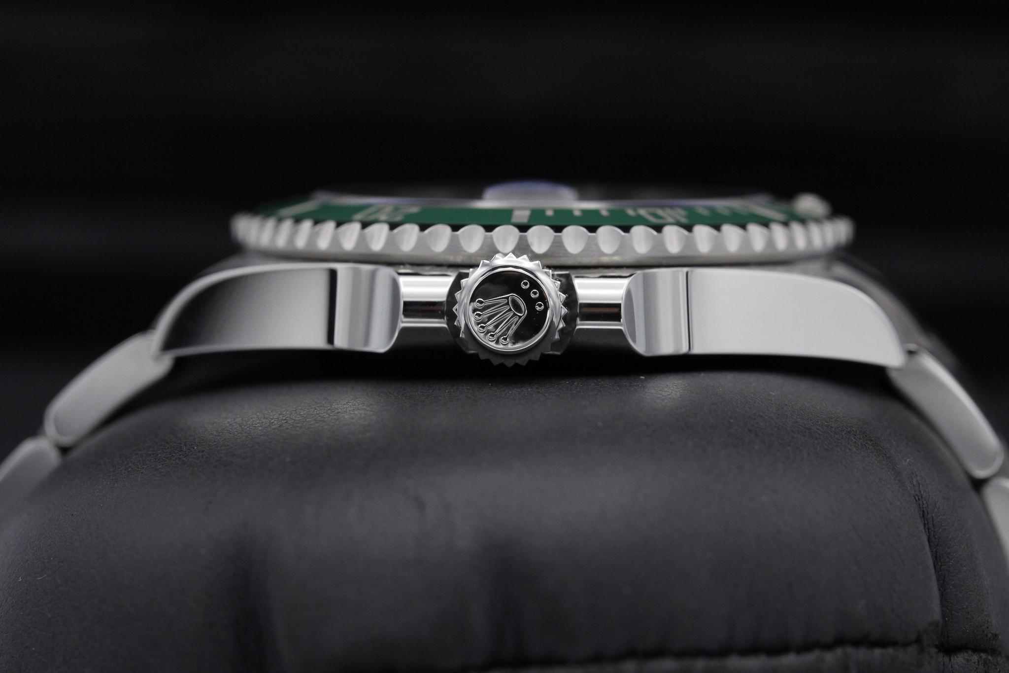 Watch Image 3