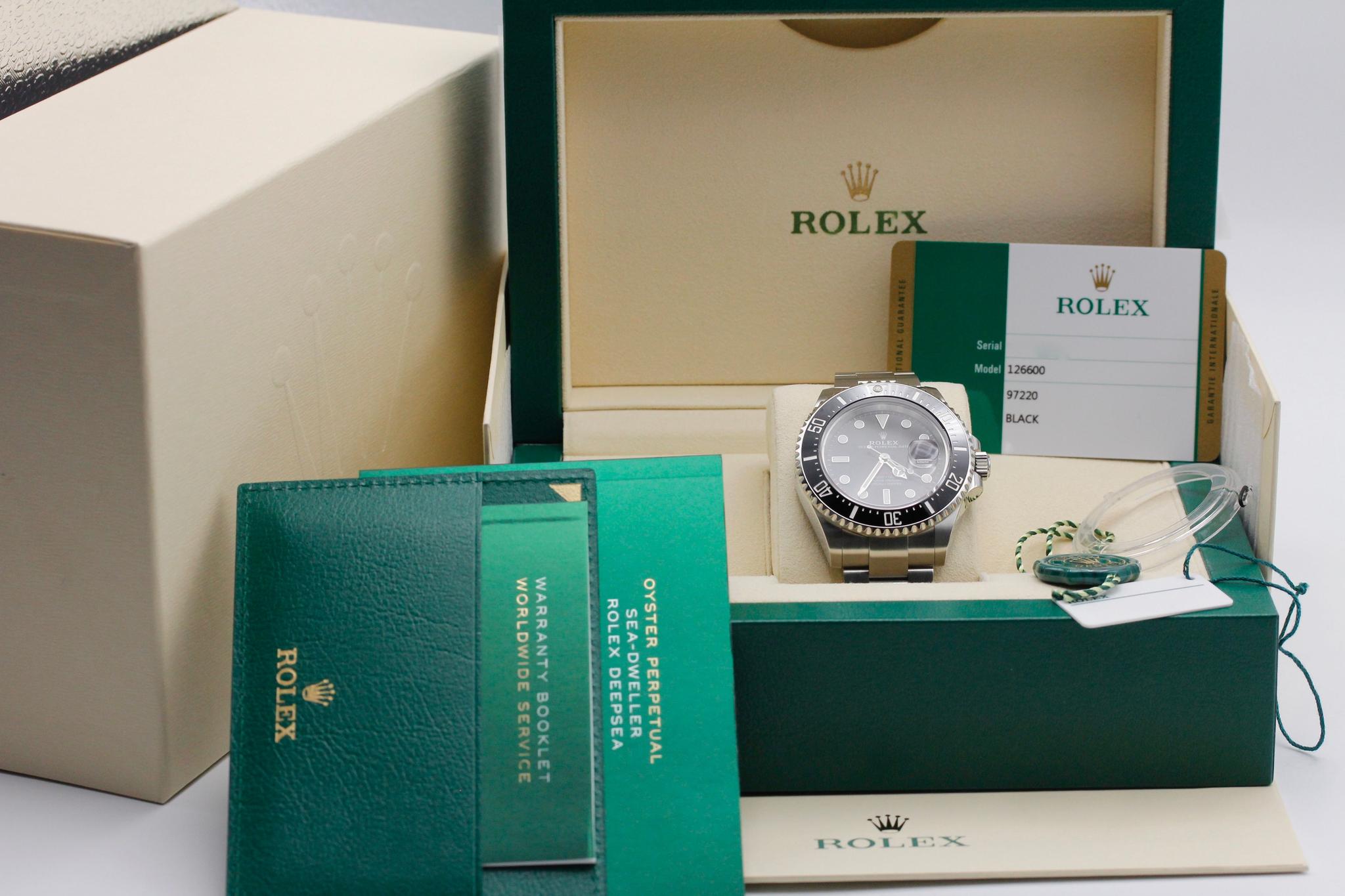 Watch Image 11