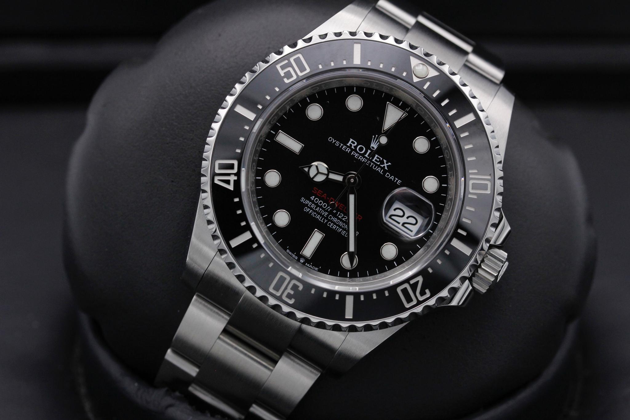 Watch Image 10
