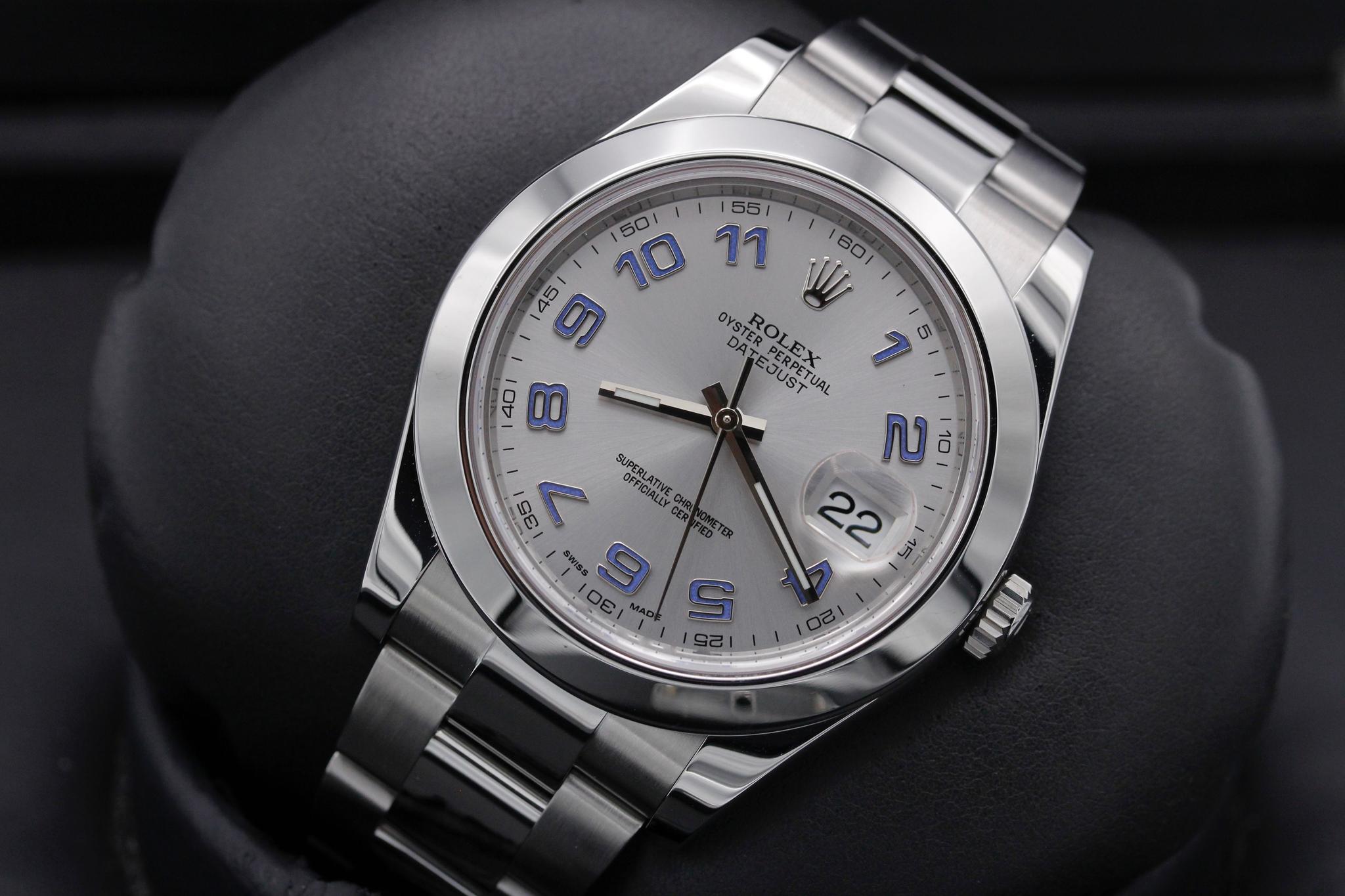 Watch Image 10