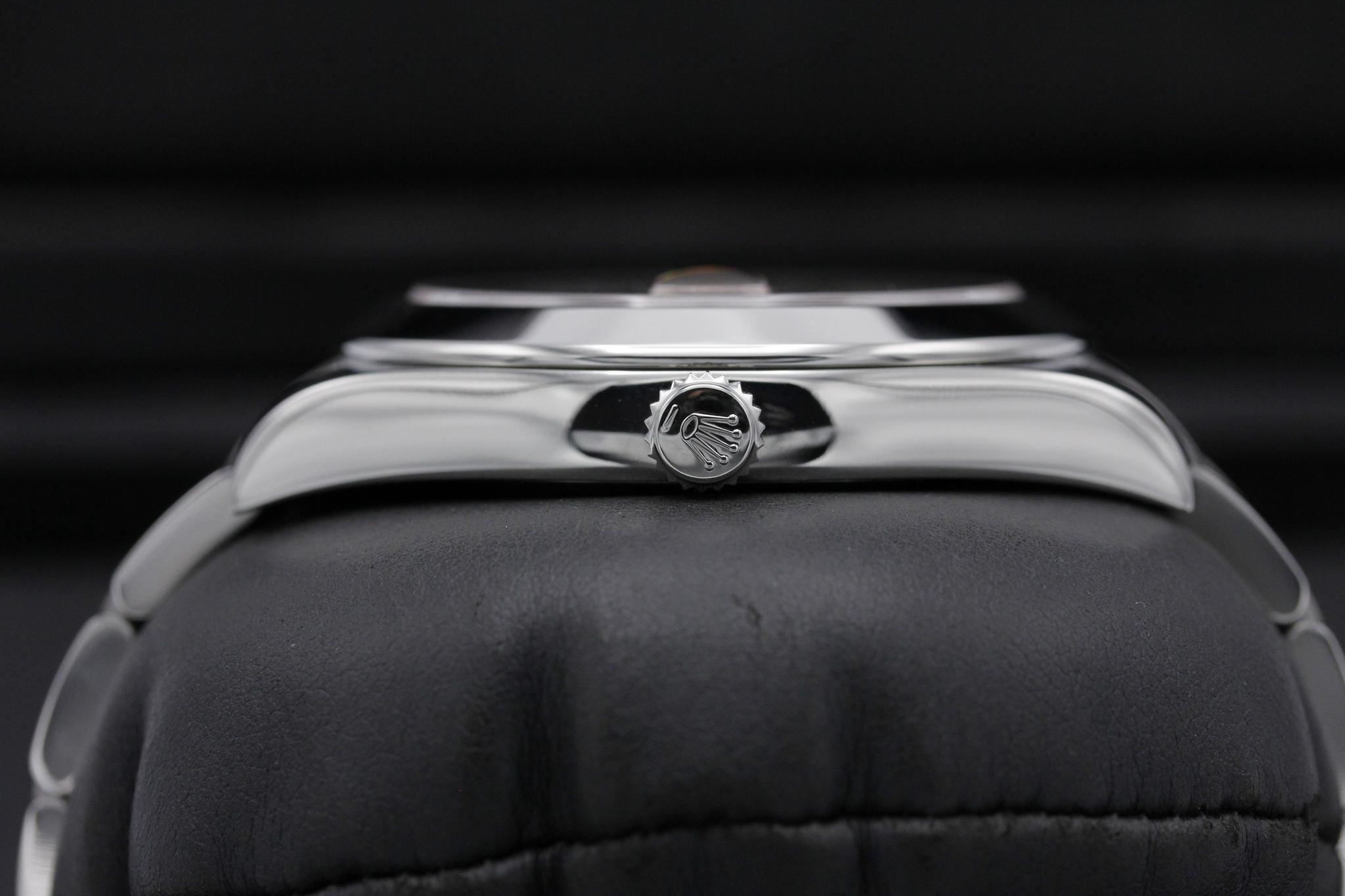 Watch Image 3