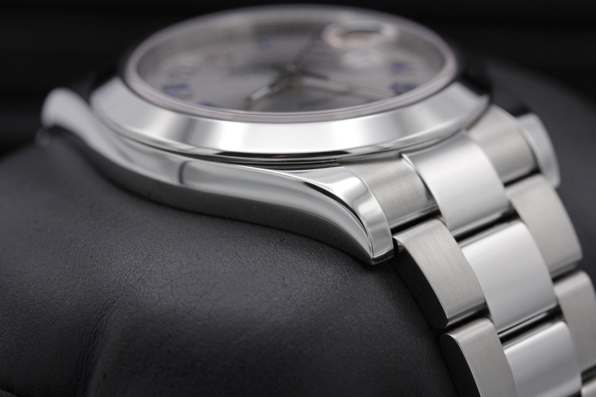 Watch Image 6