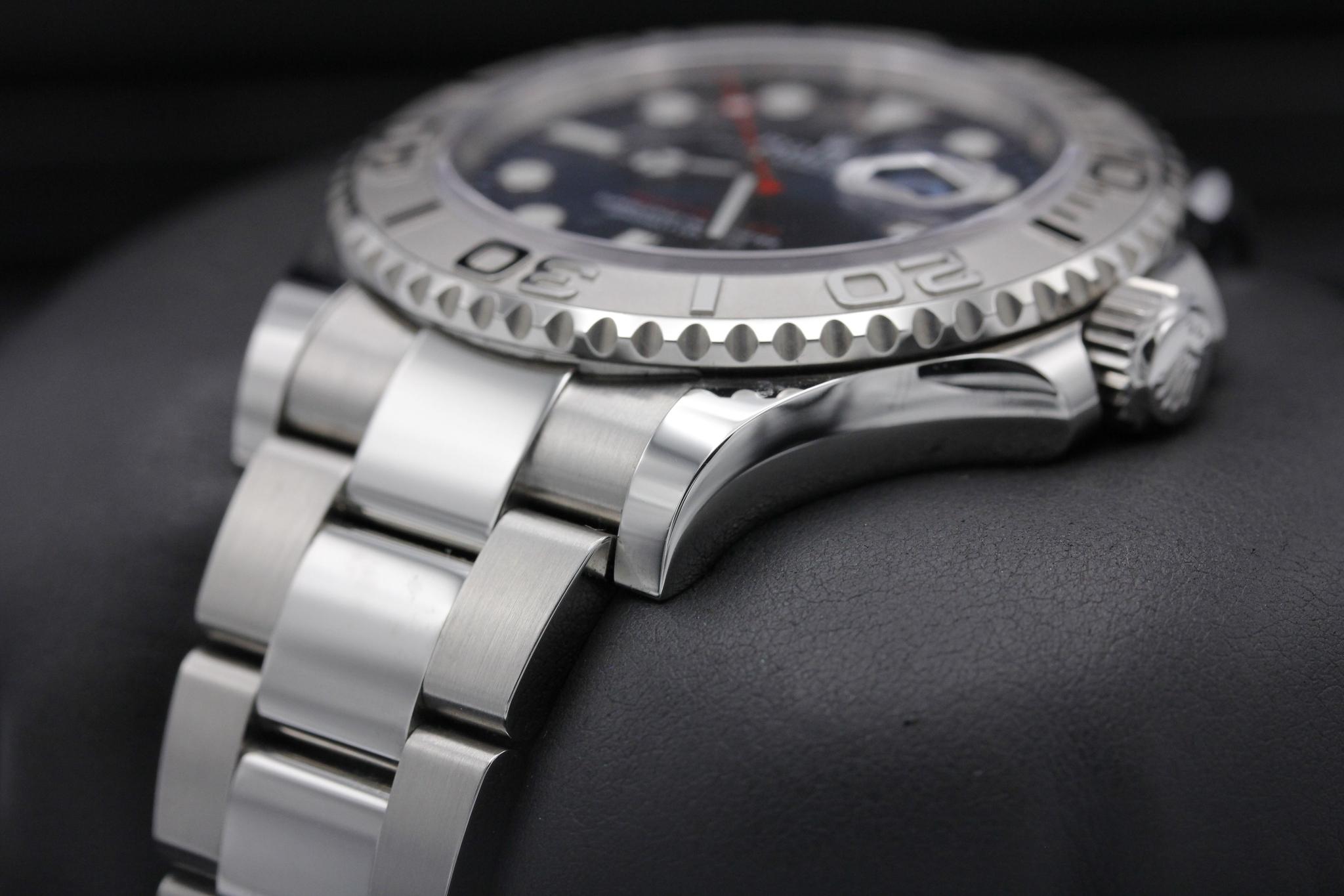Watch Image 2