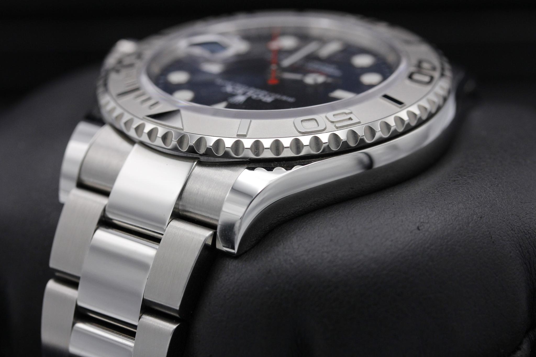 Watch Image 5