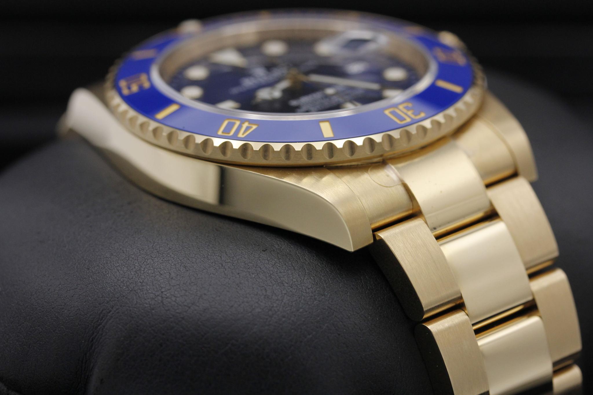Watch Image 6