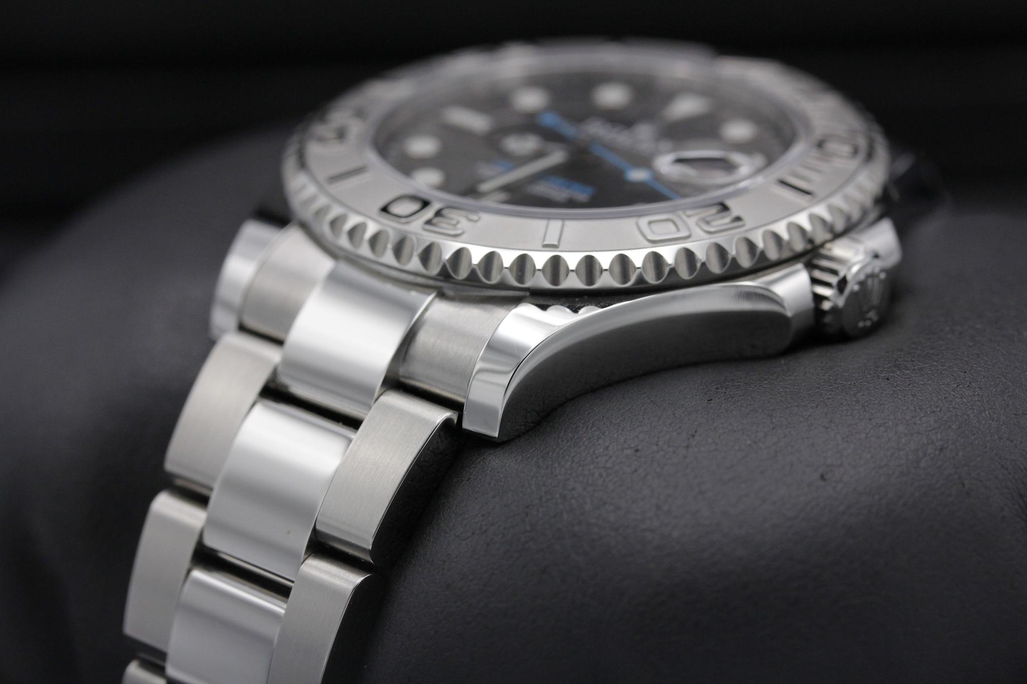 Watch Image 2
