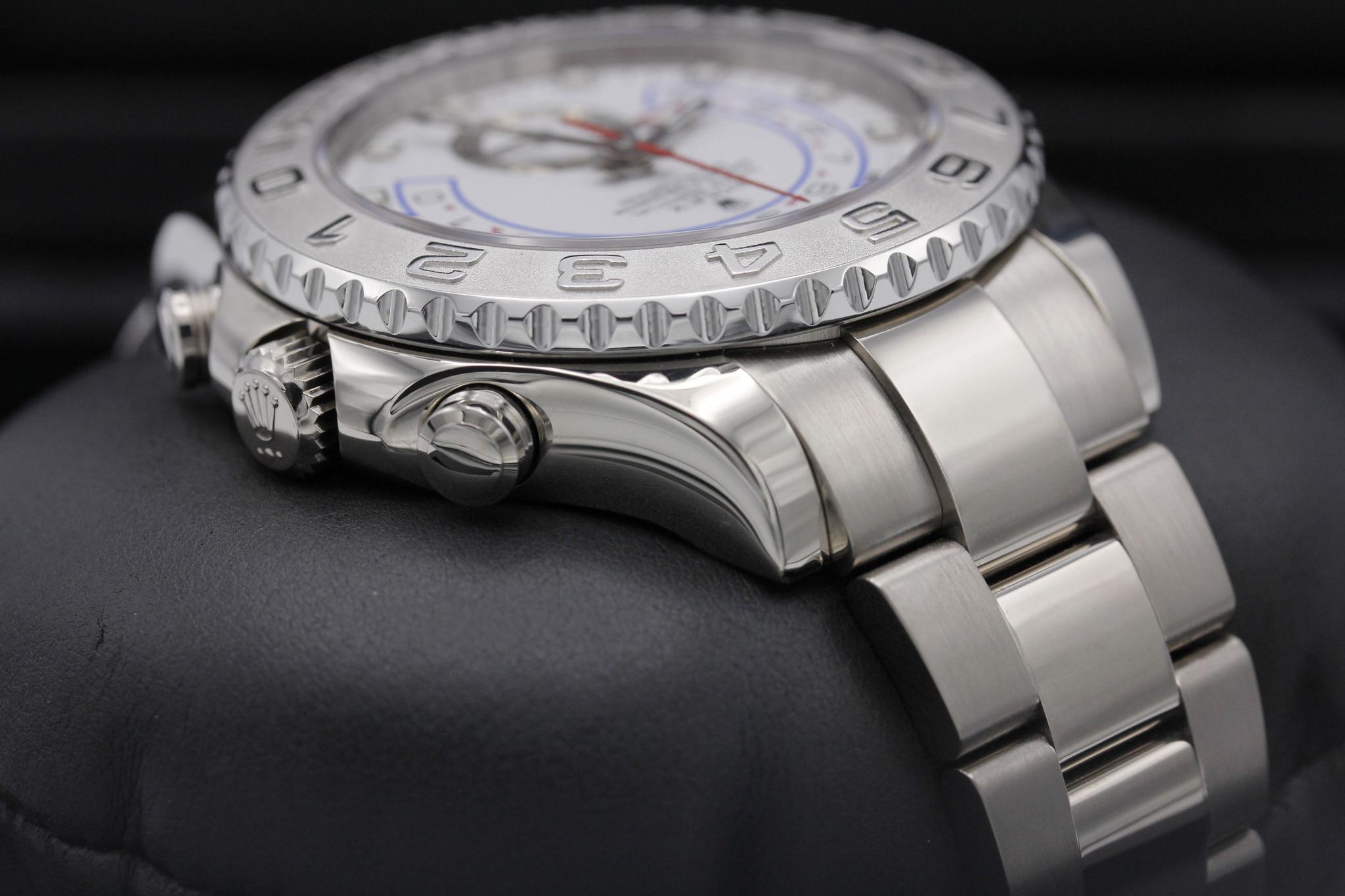 Watch Image 4
