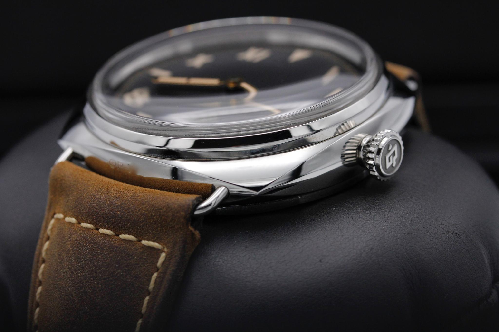 Watch Image 2