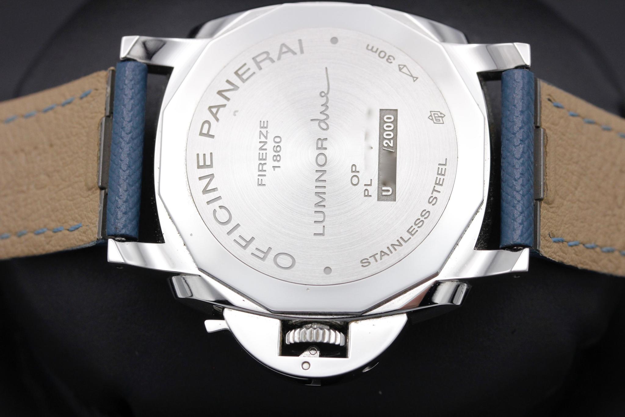 Watch Image 7
