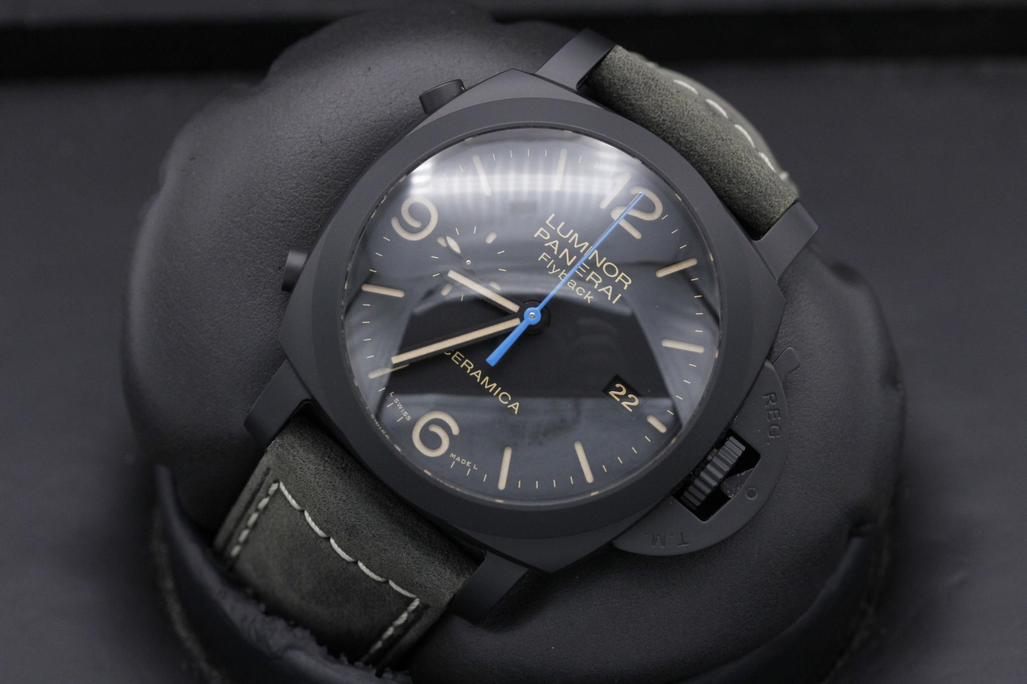 Watch Image 9