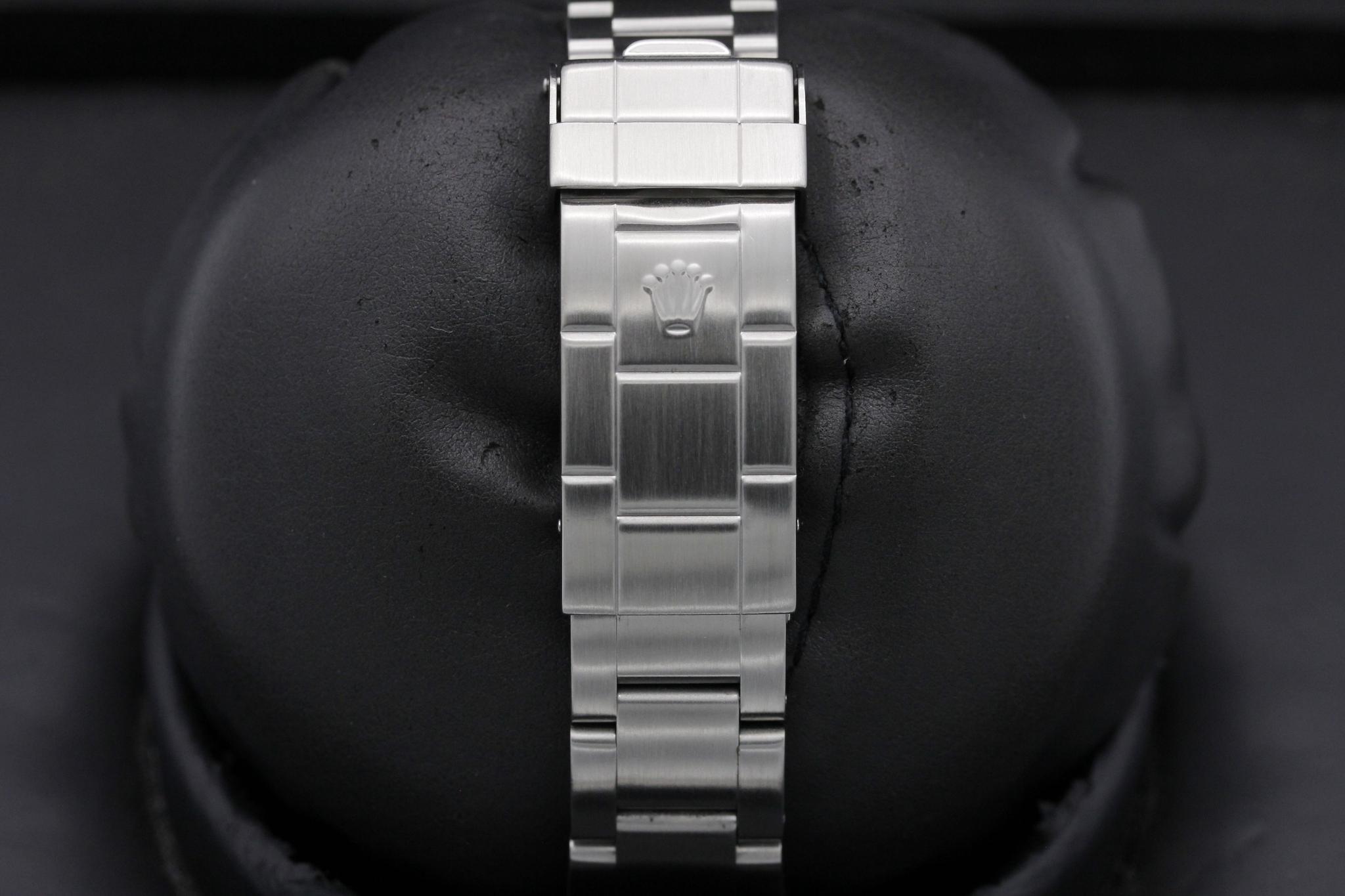 Watch Image 8