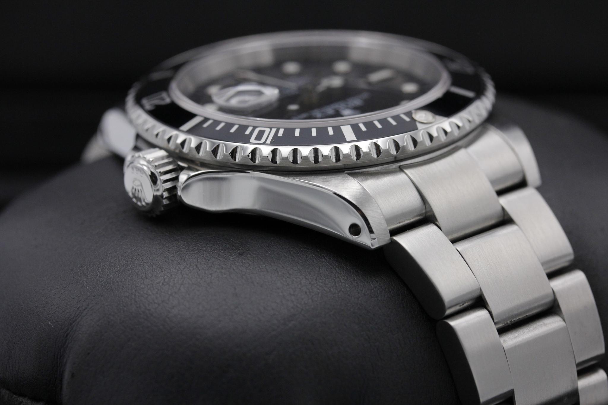 Watch Image 4