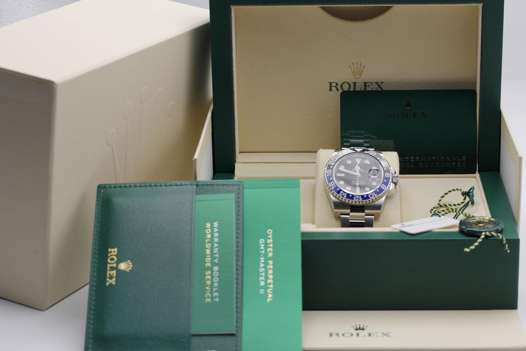 Watch Image 11