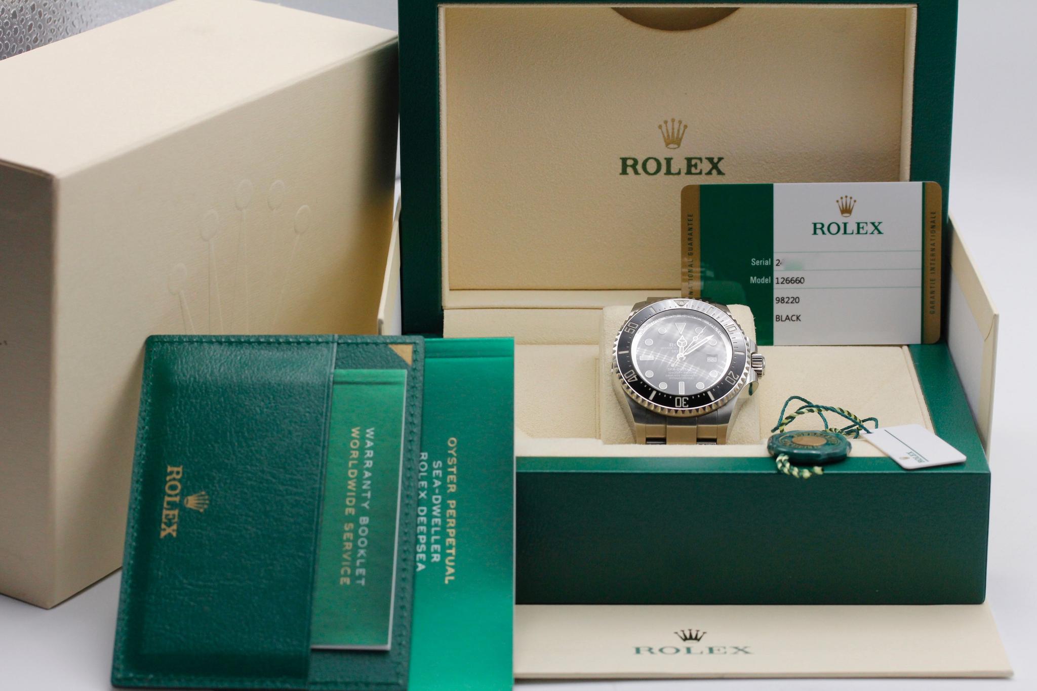 Watch Image 11