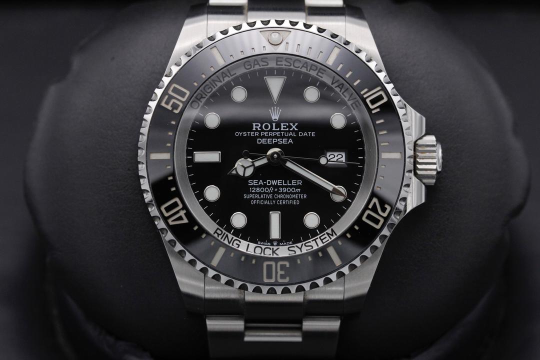 Rolex Deepsea Sea-dweller 126660