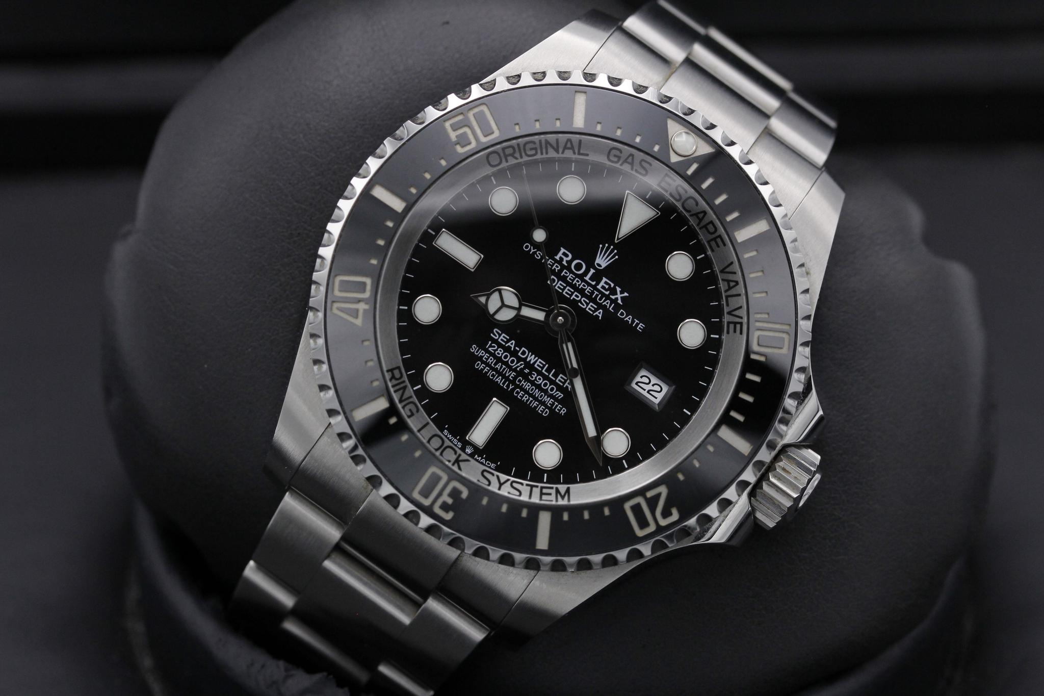 Watch Image 9