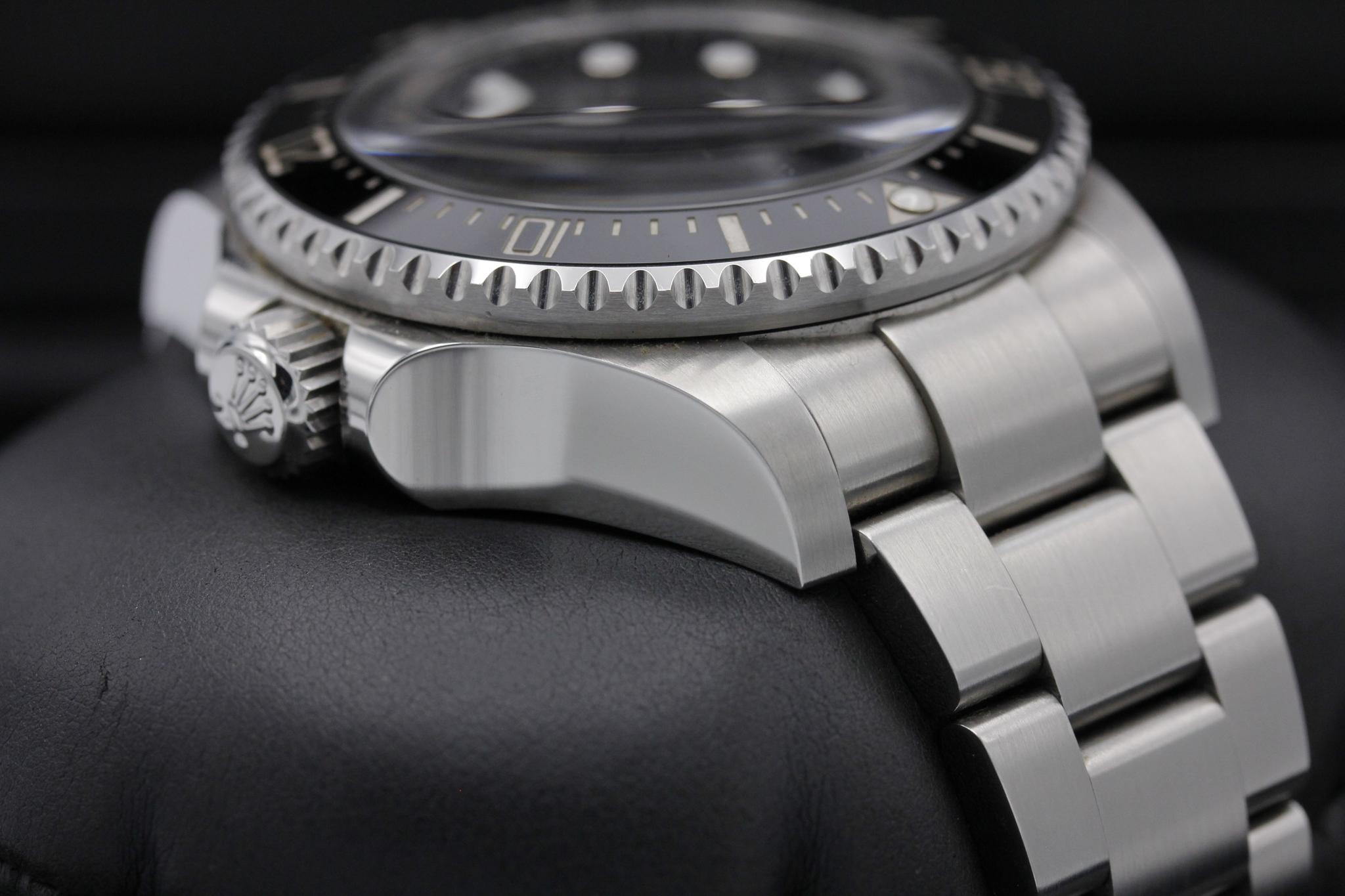 Watch Image 4