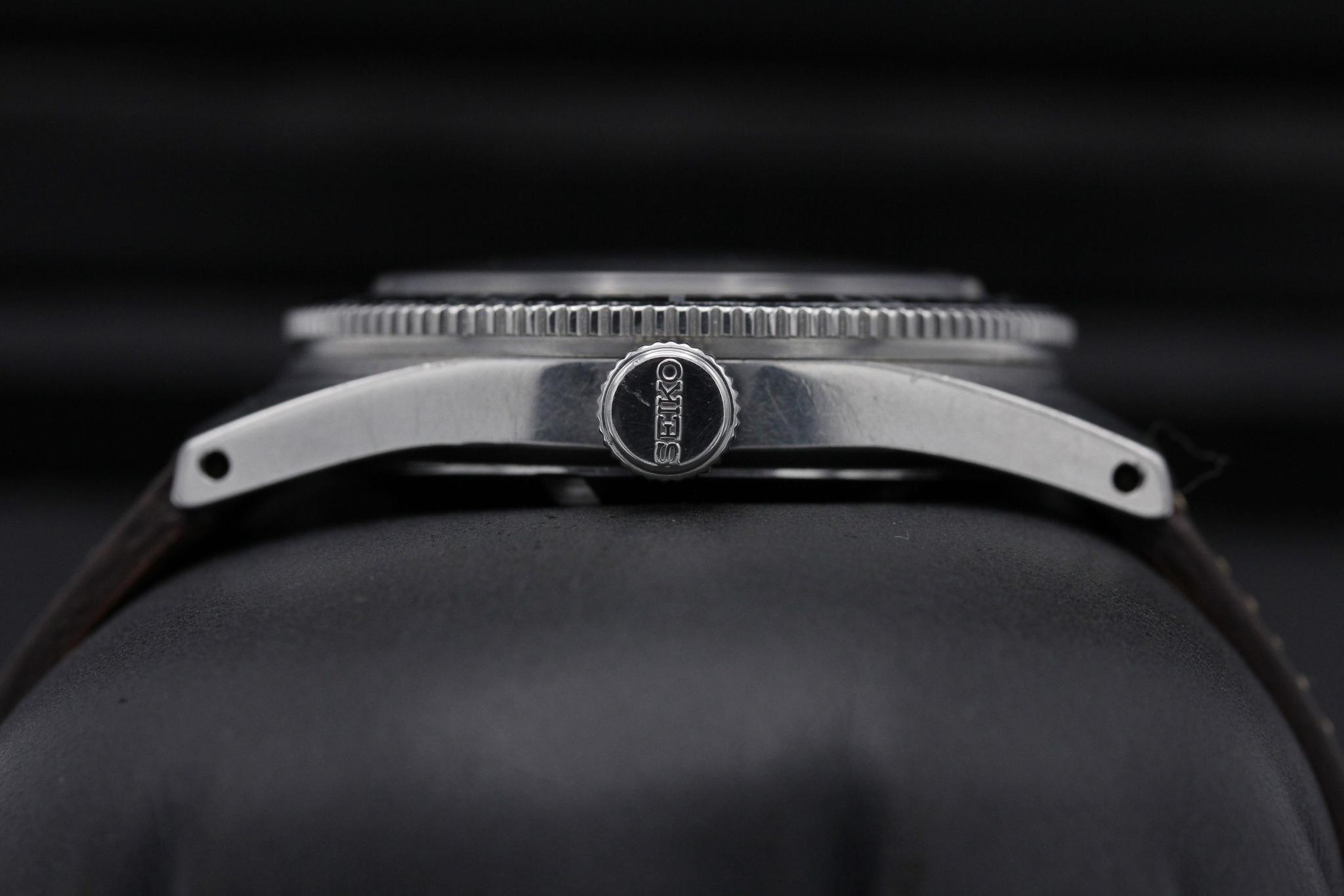 Watch Image 3