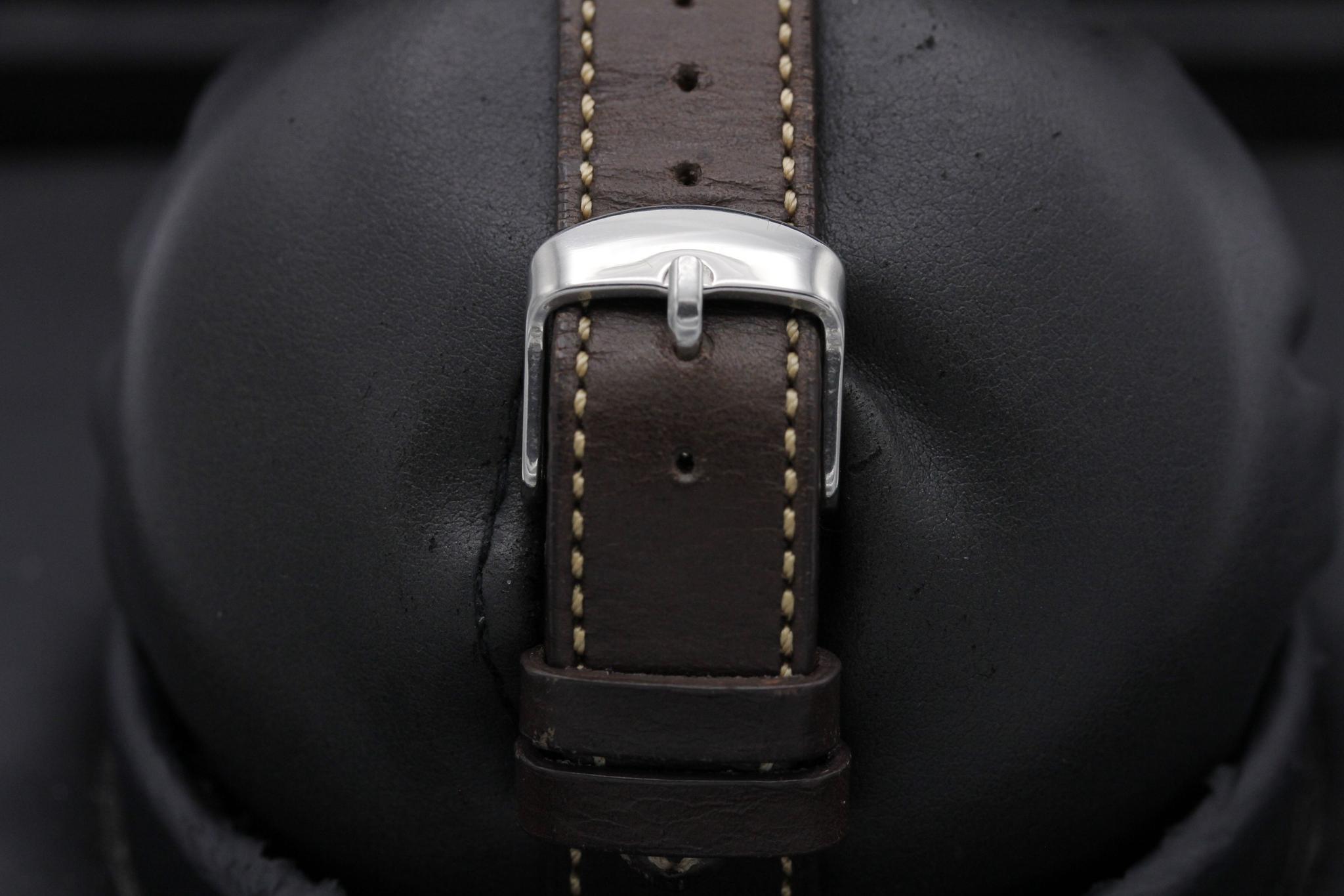 Watch Image 8