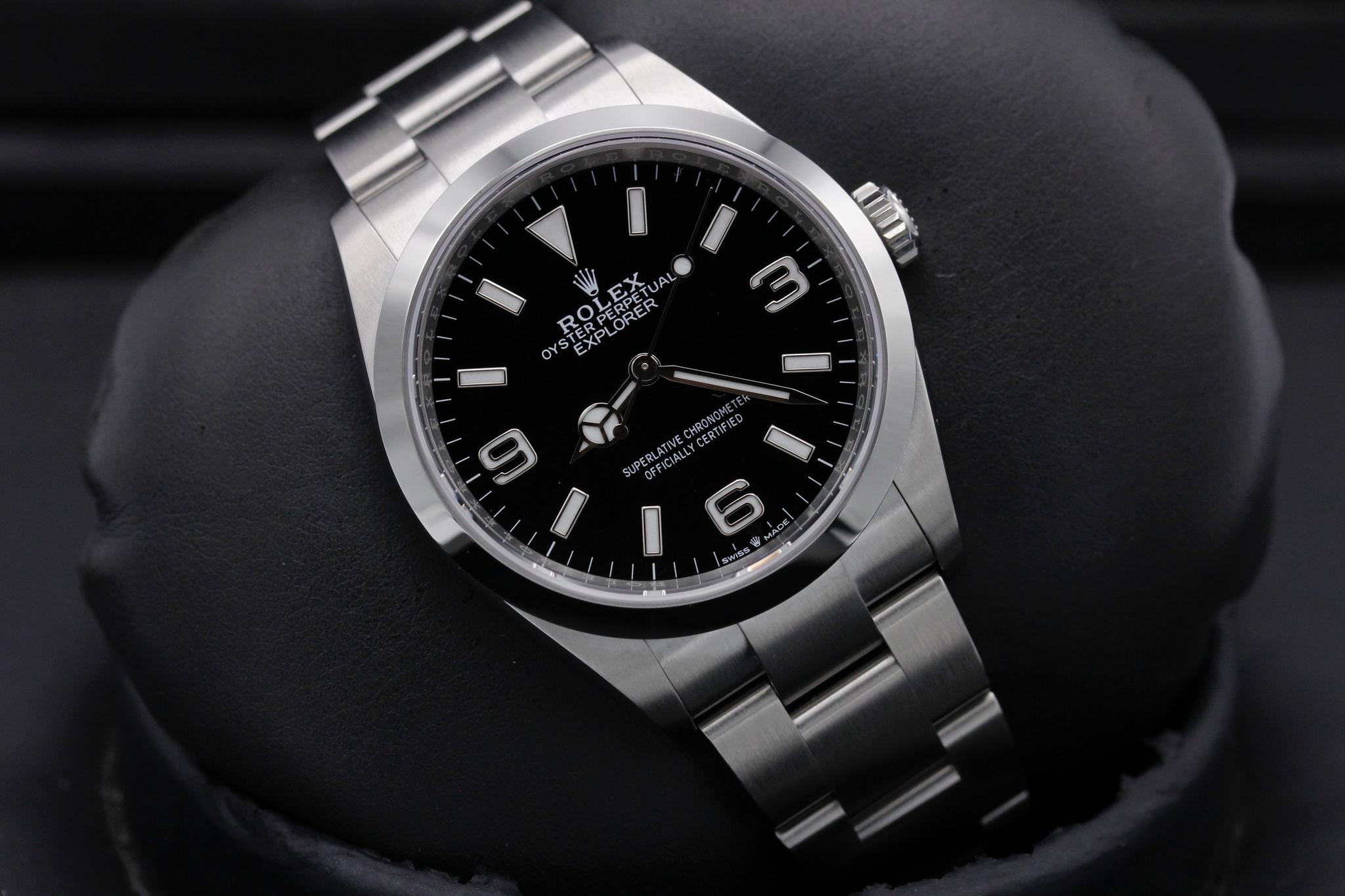 Watch Image 9