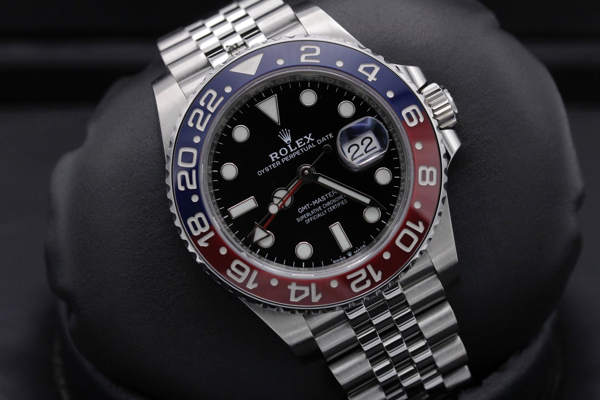 Watch Image 9