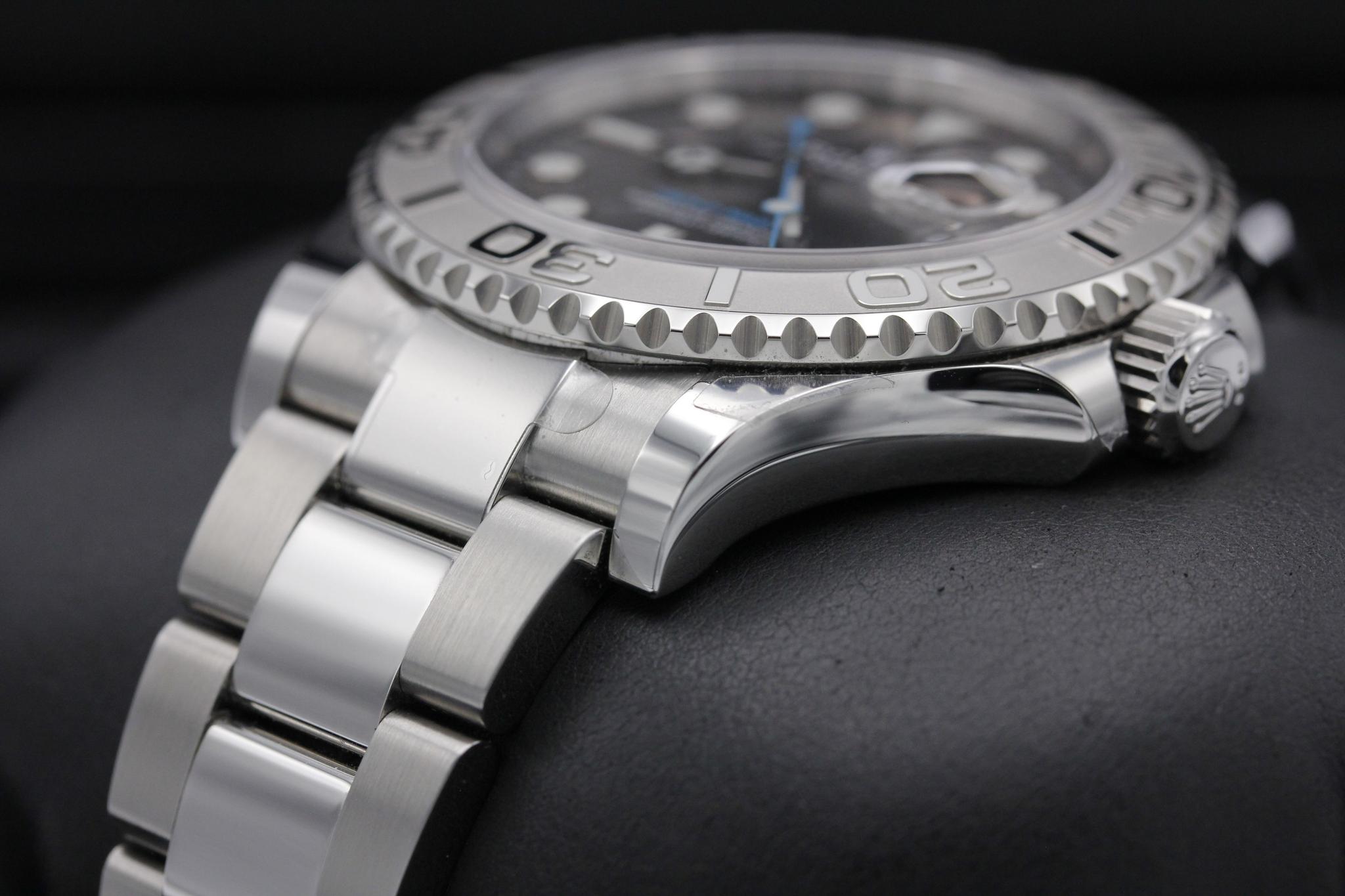Watch Image 2