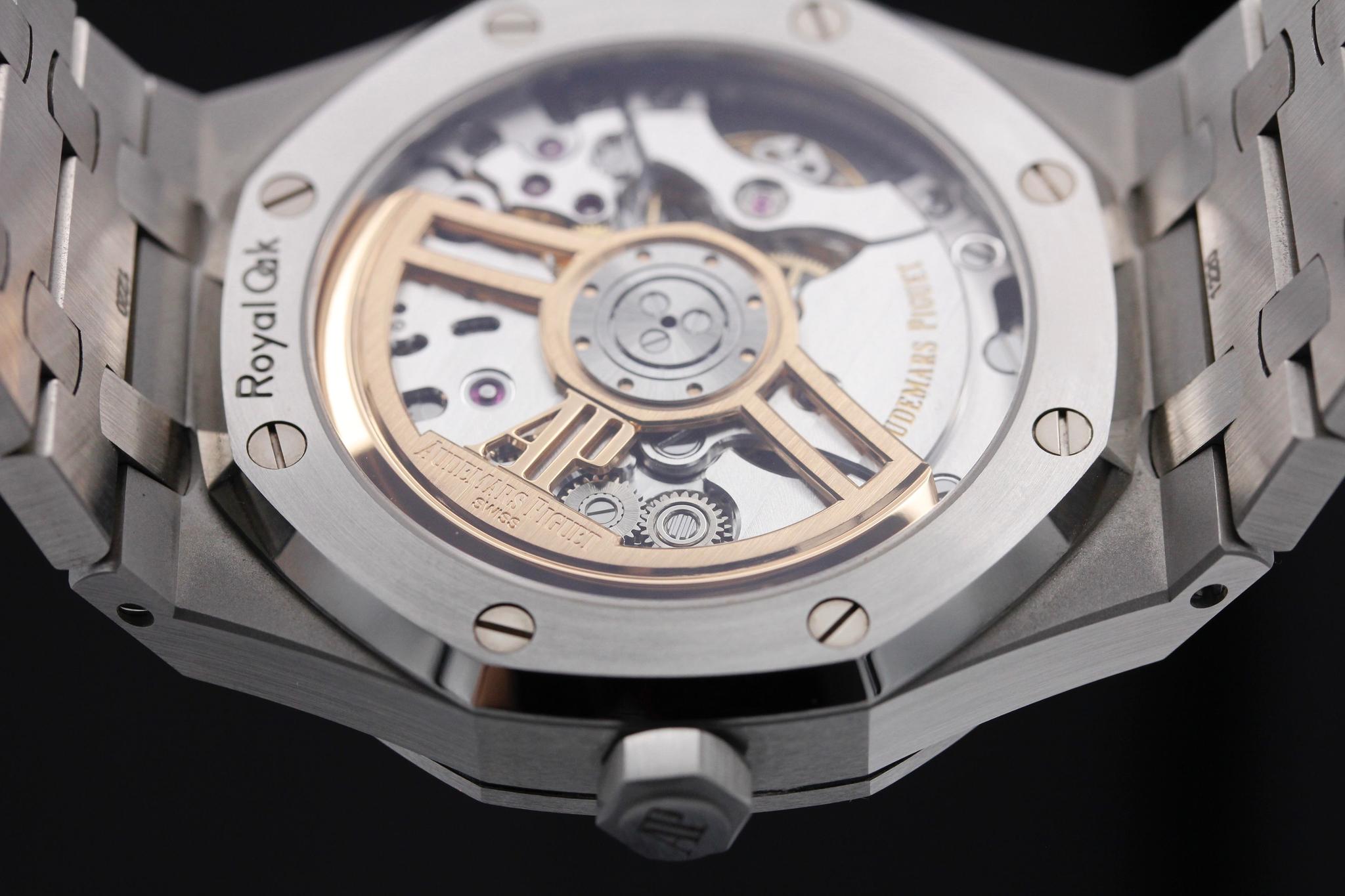 Watch Image 7