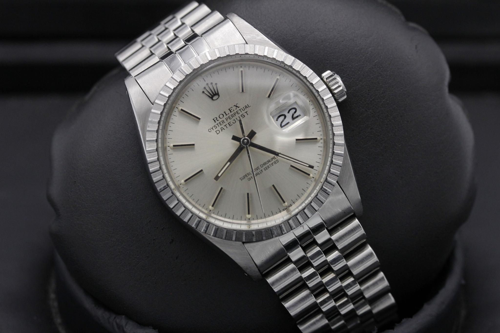 Watch Image 9