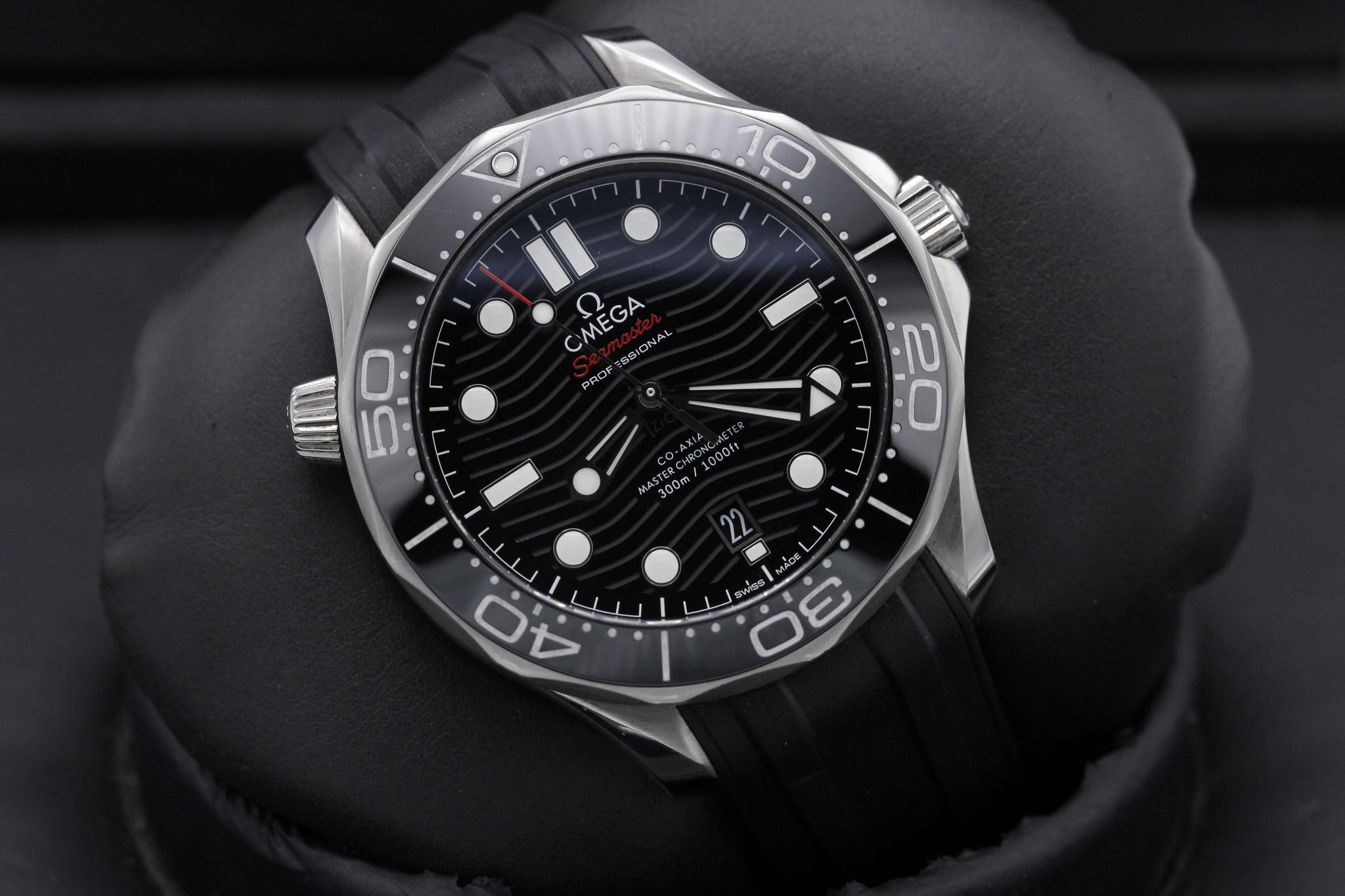 Watch Image 9