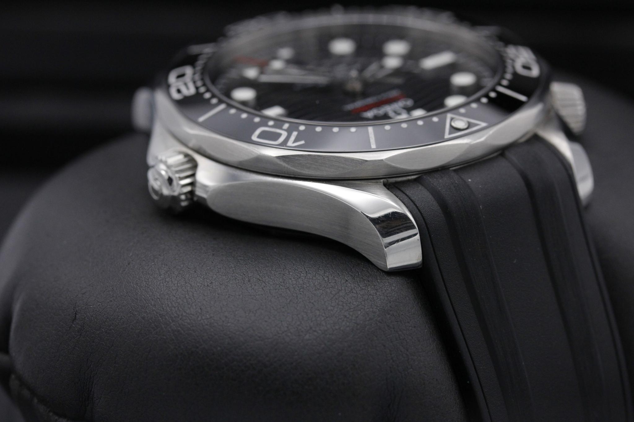 Watch Image 4