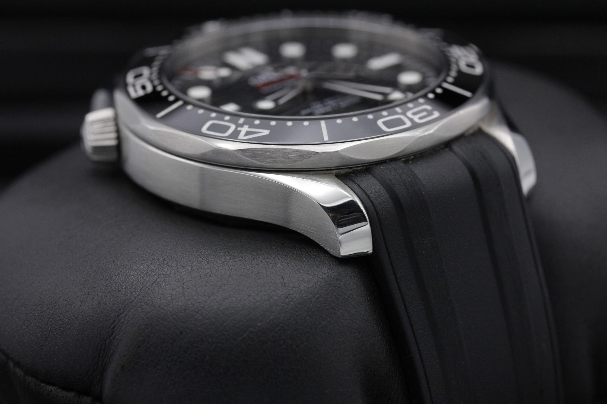 Watch Image 6