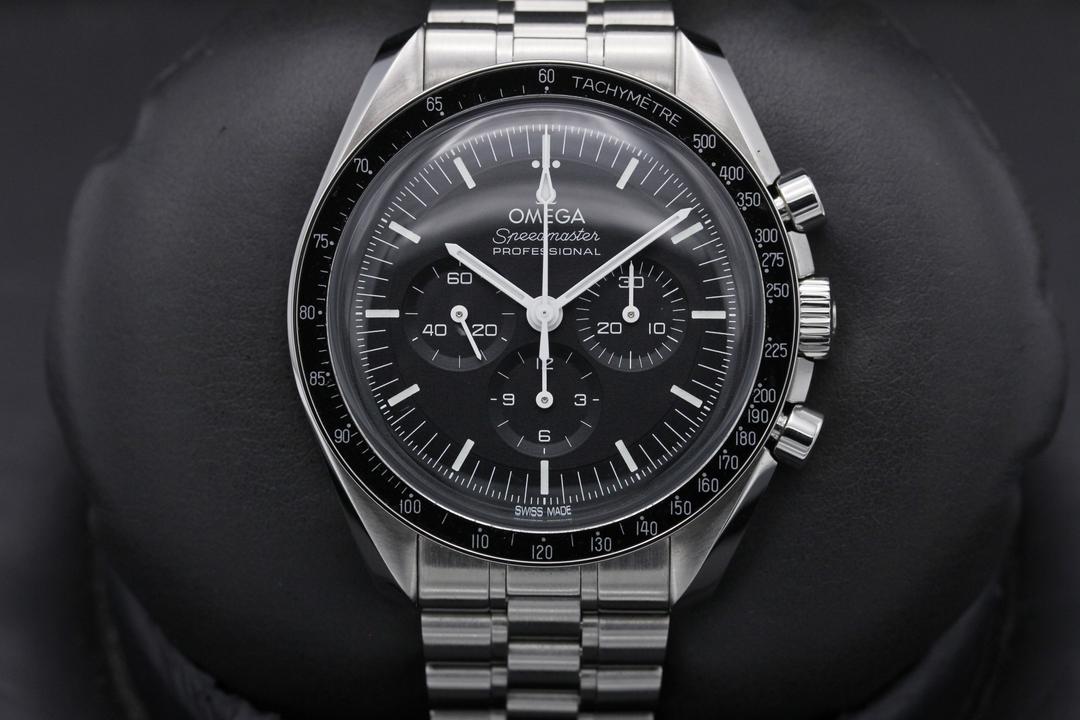 Omega Speedmaster 2021 "Hesalite" 310.30.42.50.01.001