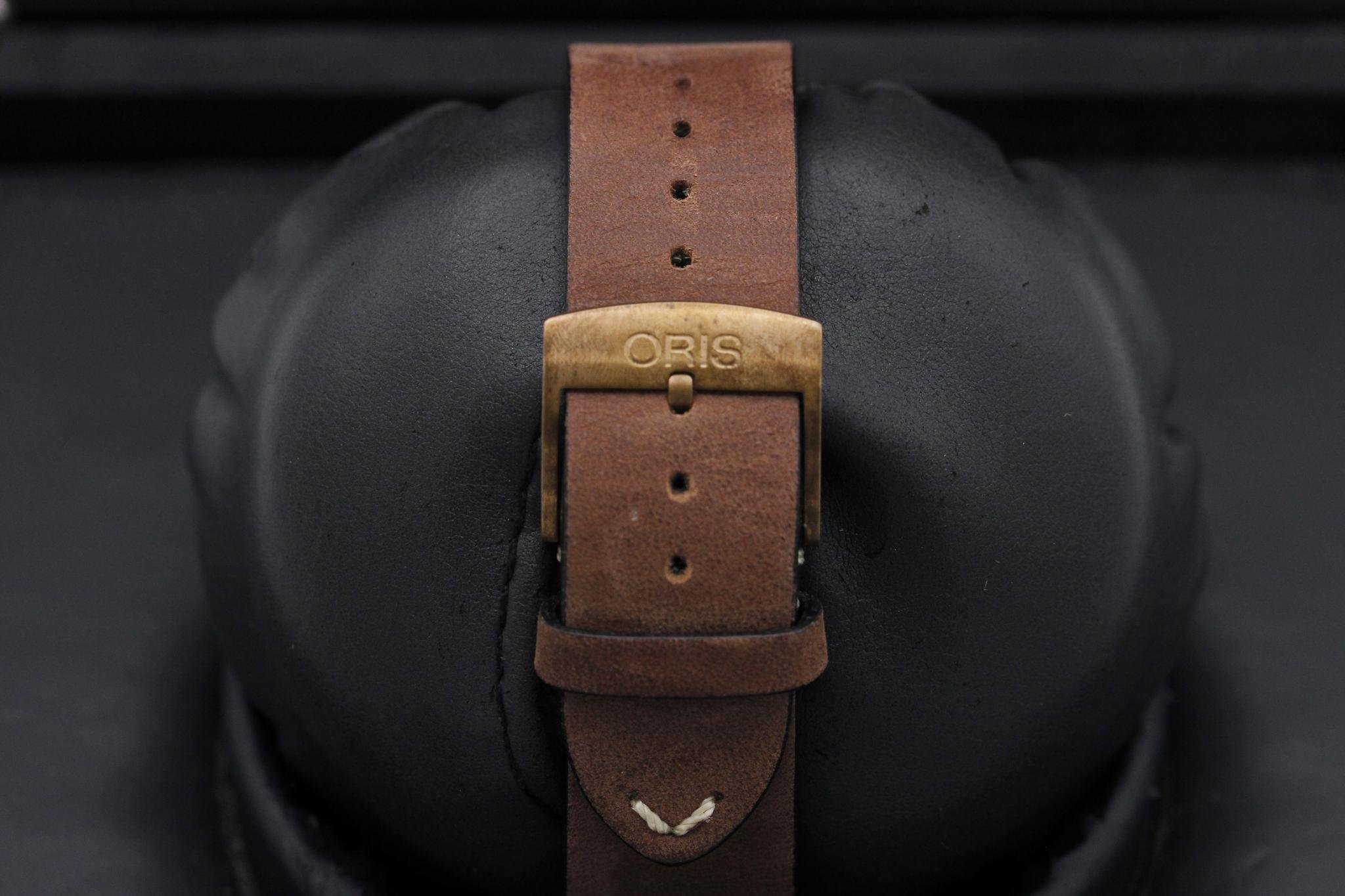 Watch Image 8