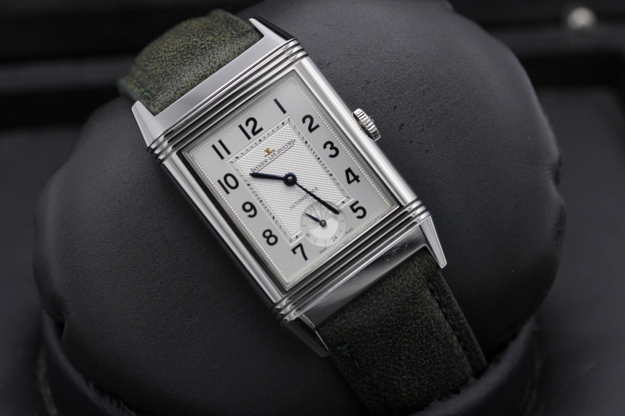 Watch Image 12