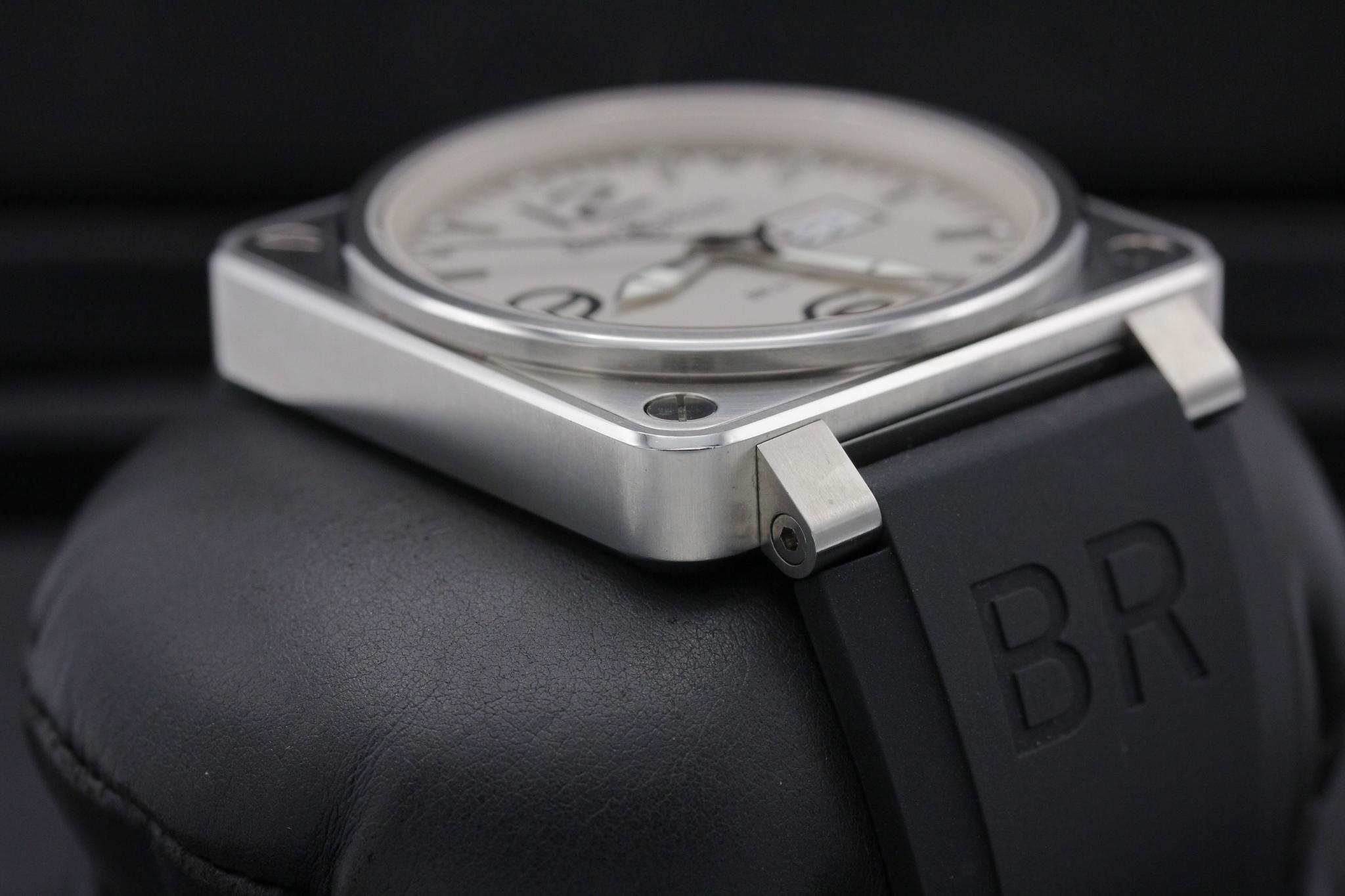 Watch Image 6