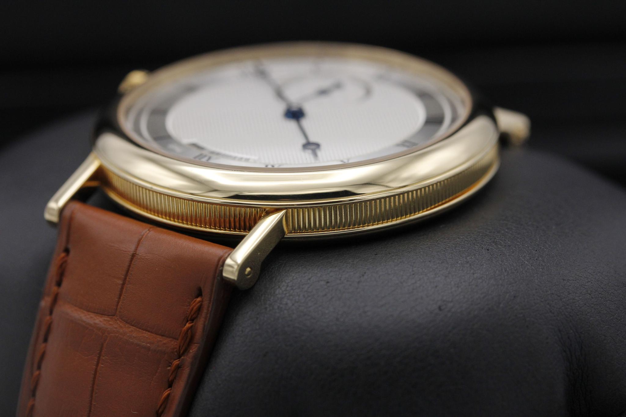 Watch Image 5
