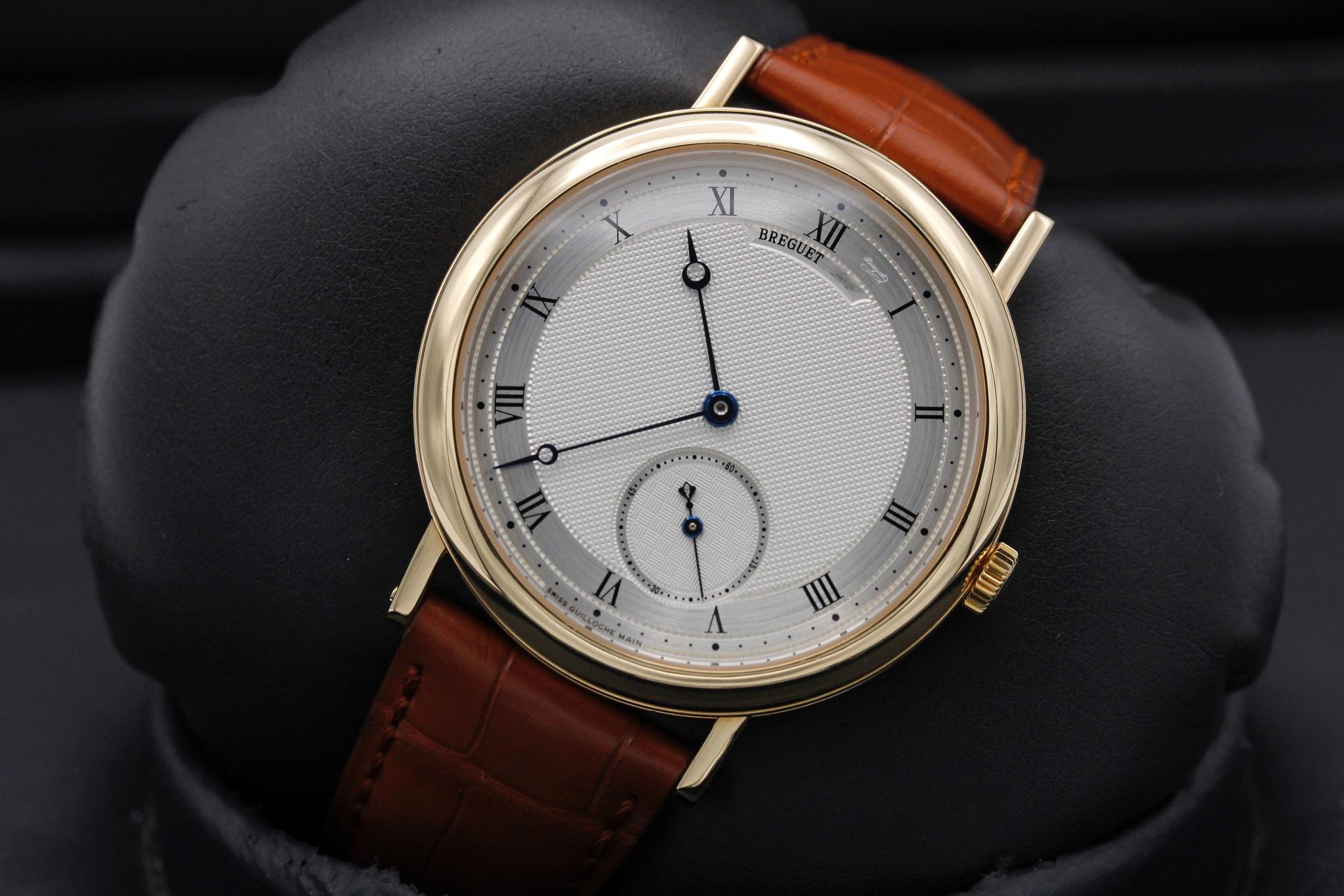 Watch Image 10