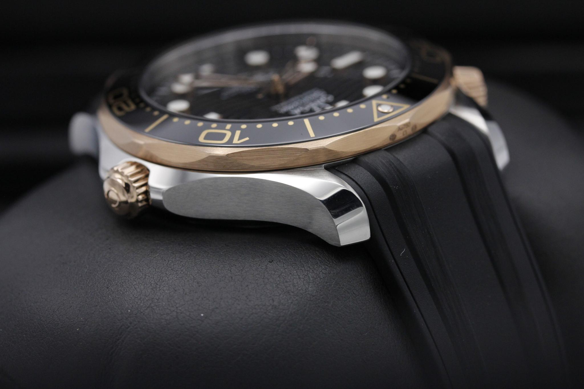 Watch Image 4
