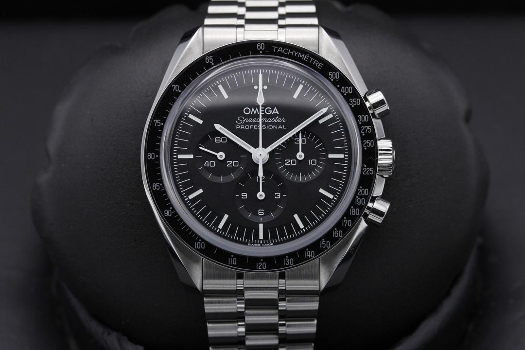 Omega Speedmaster Moonwatch 310.30.42.50.01.002