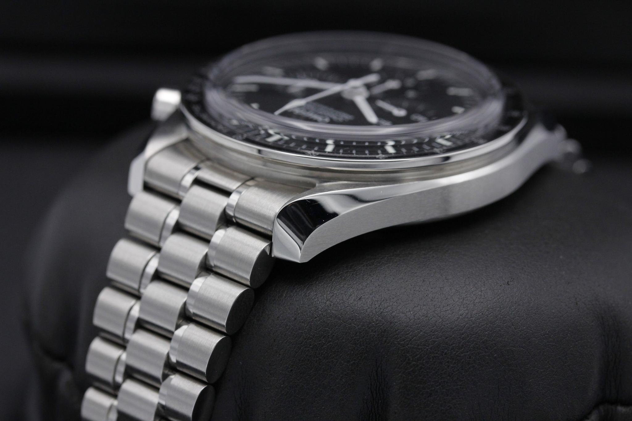 Watch Image 5