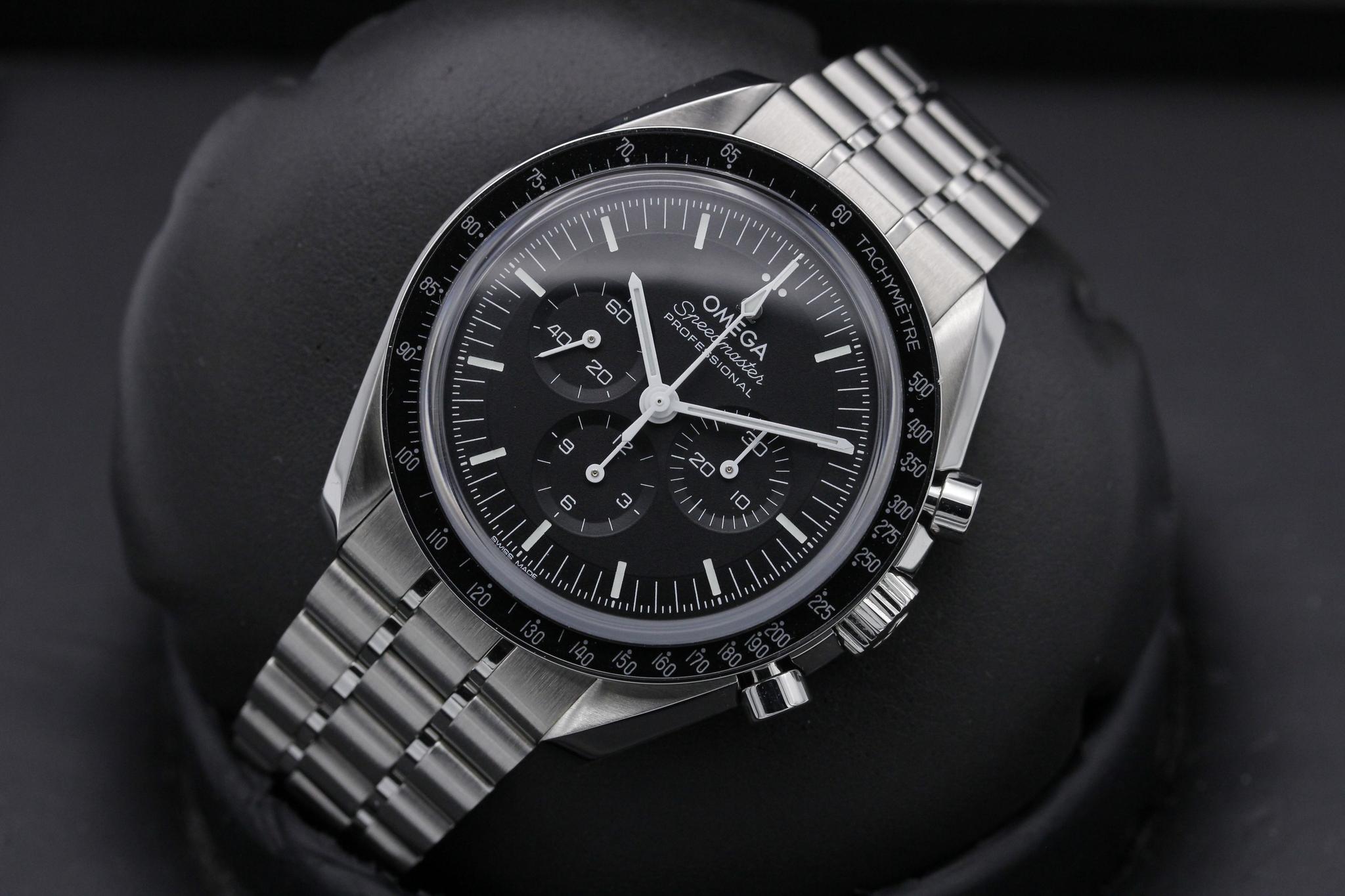 Watch Image 9