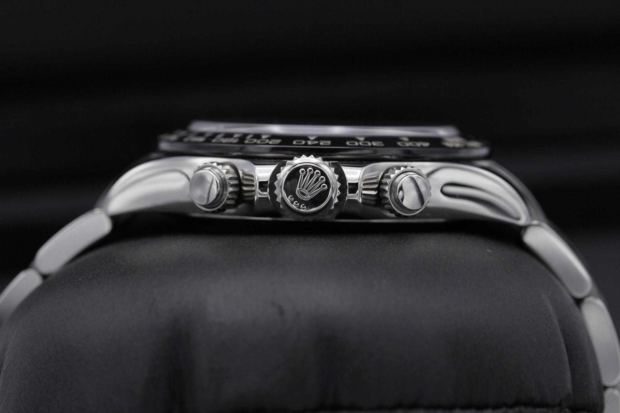 Watch Image 3