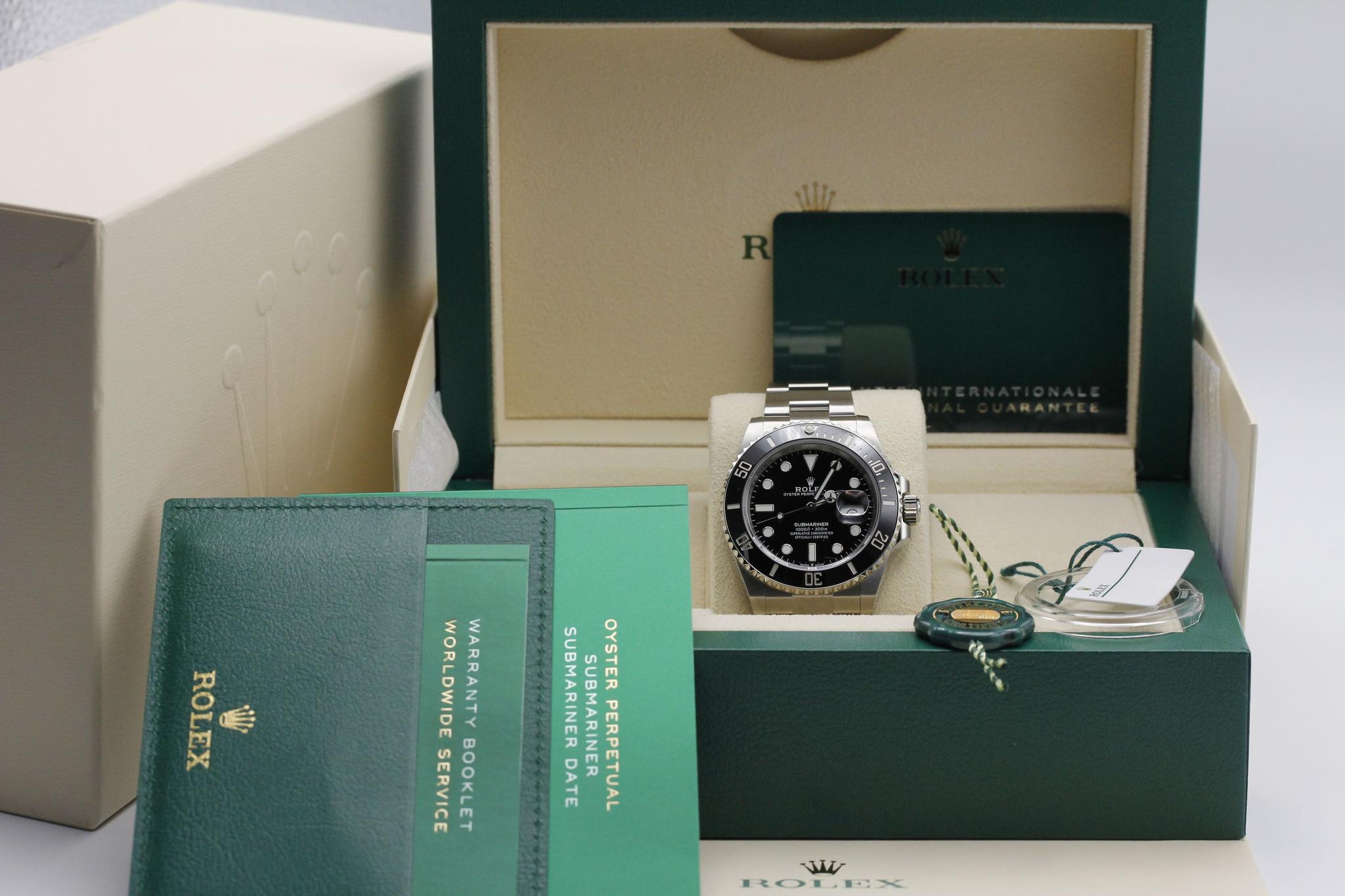 Watch Image 11
