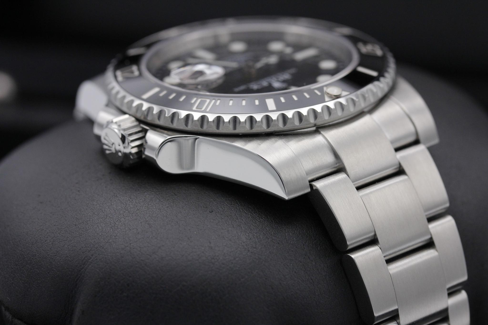 Watch Image 4