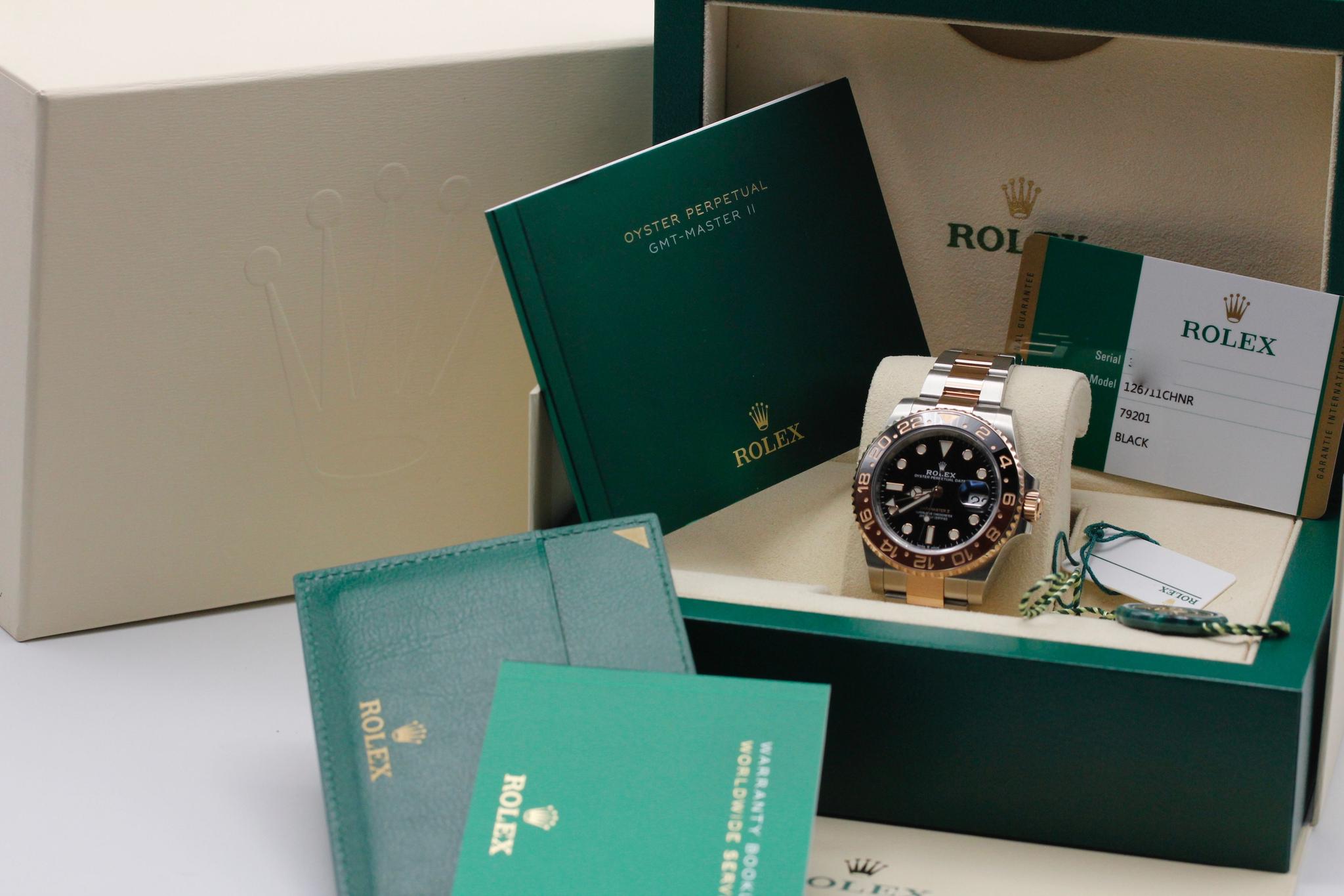 Watch Image 11