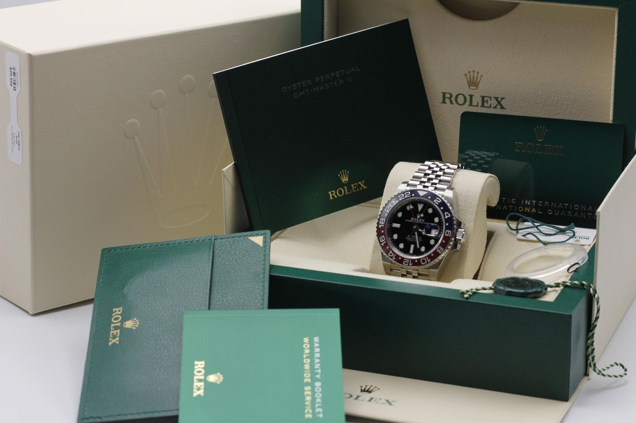 Watch Image 11