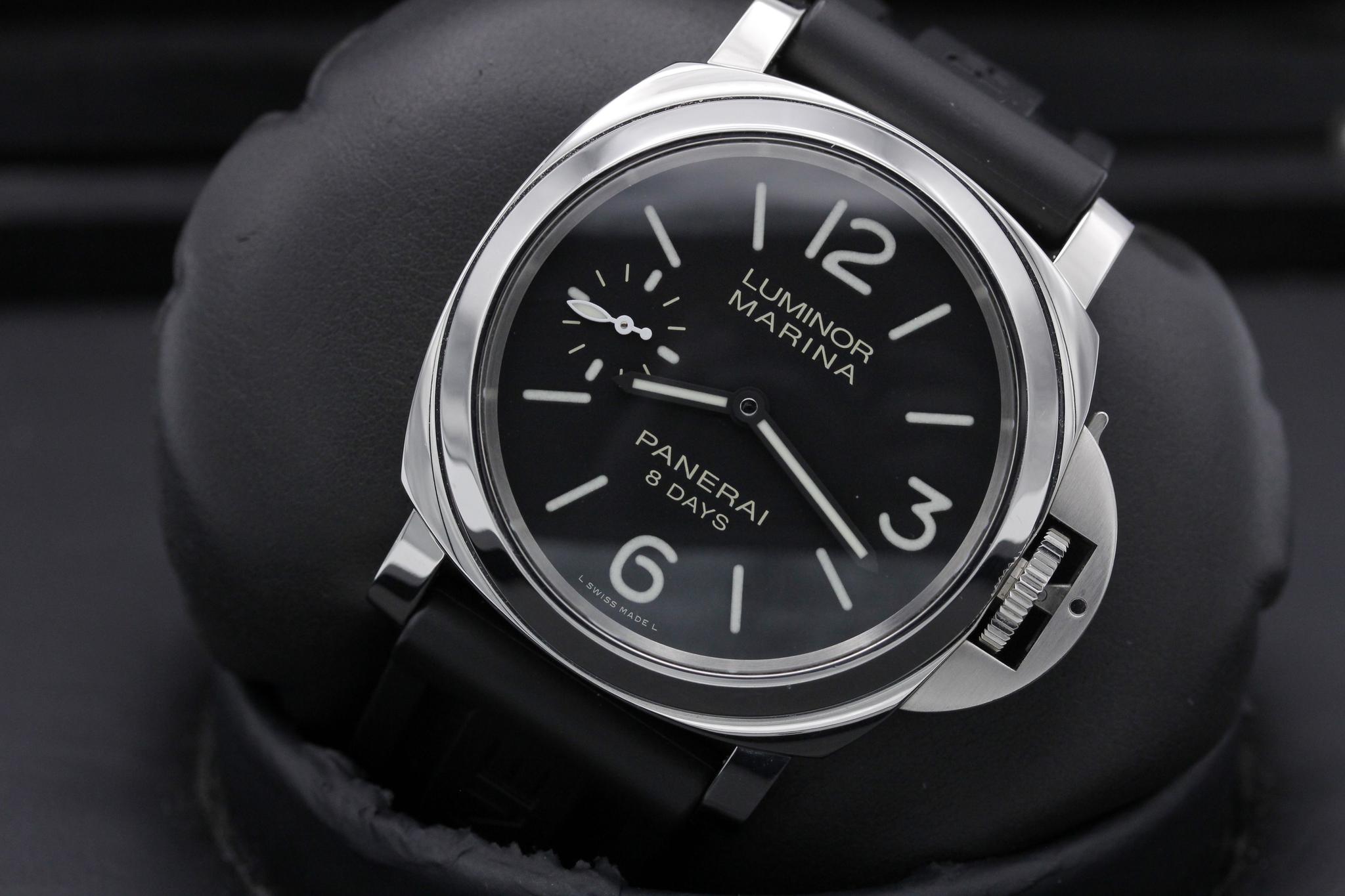 Watch Image 10