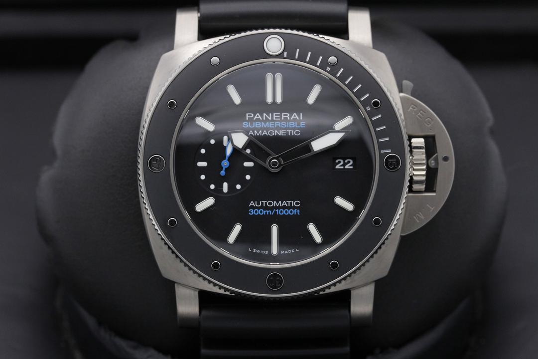 Panerai Submersible Amagnetic Pam 1389
