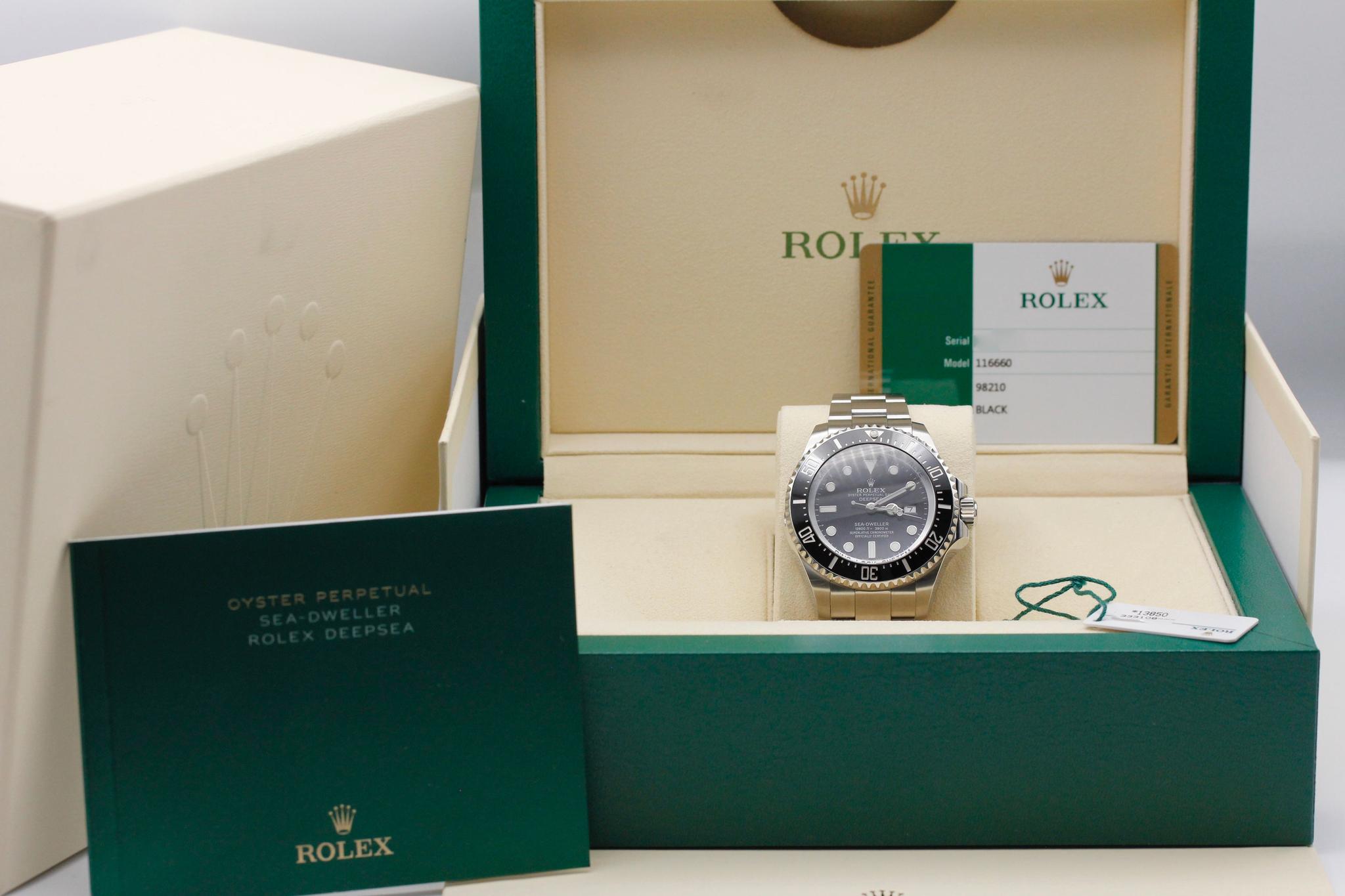Watch Image 11
